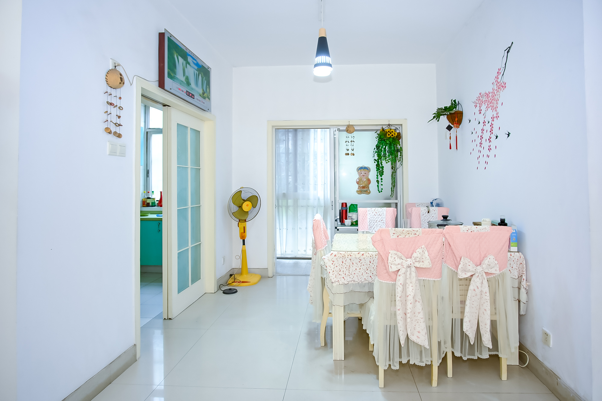 山水人家三期 3室2厅2卫 65.99万 山水人家三期 3室2厅2卫 65.99万客厅