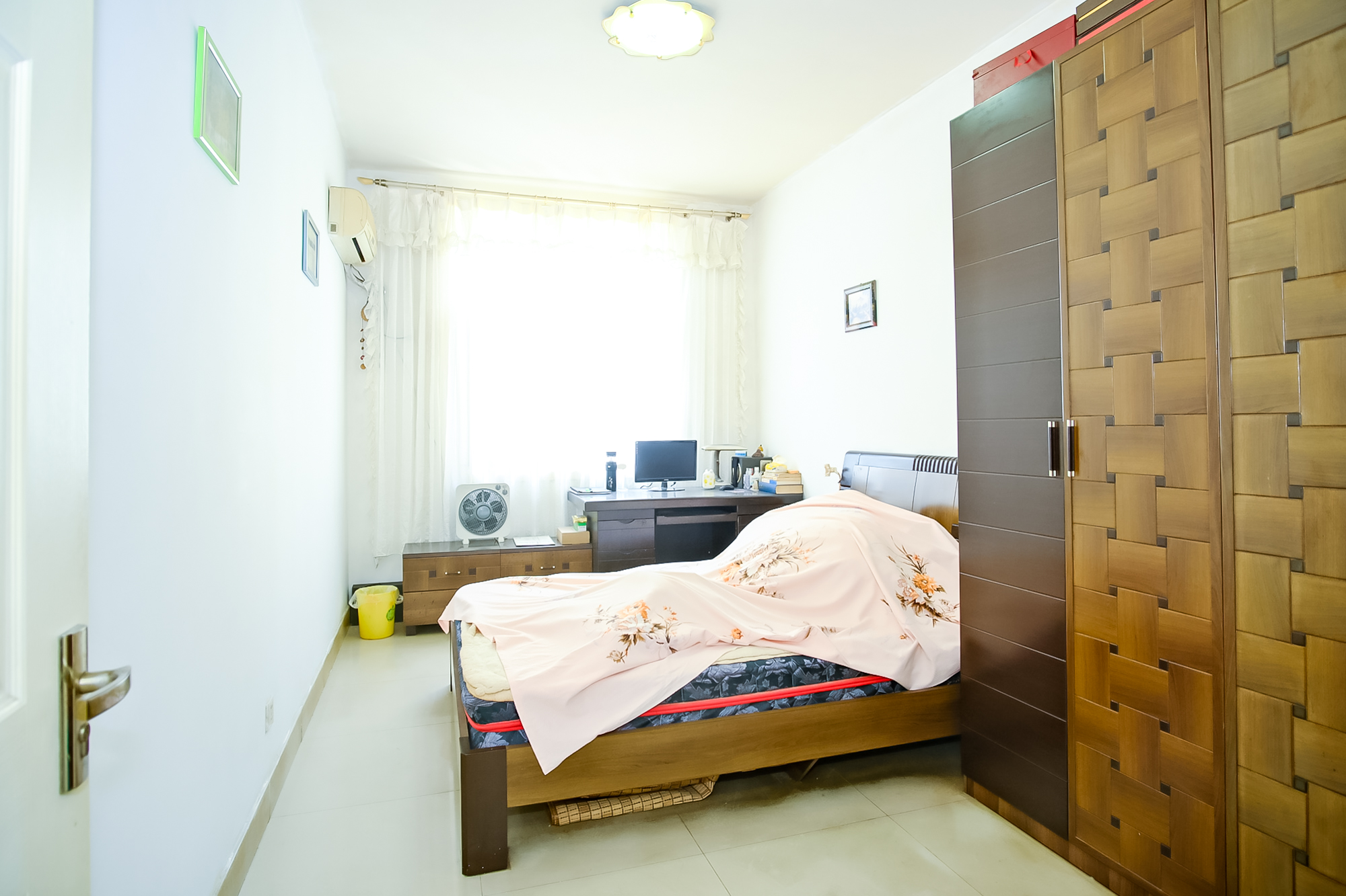 山水人家三期 3室2厅2卫 65.99万 山水人家三期 3室2厅2卫 65.99万卧室