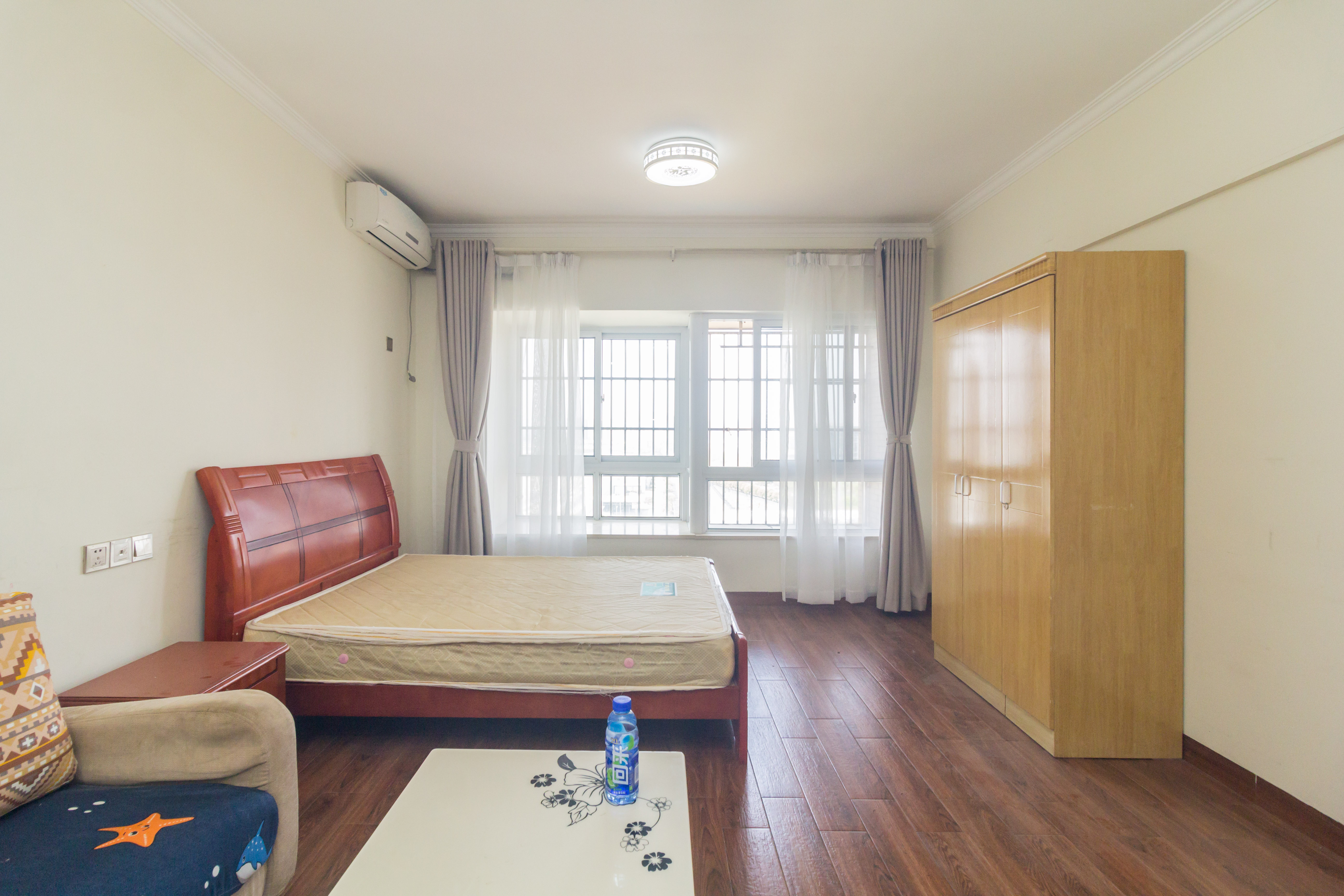 昌和商业中心/昌和国际 1室1厅1卫 26.00万 昌和商业中心/昌和国际 1室1厅1卫 26.00万客厅