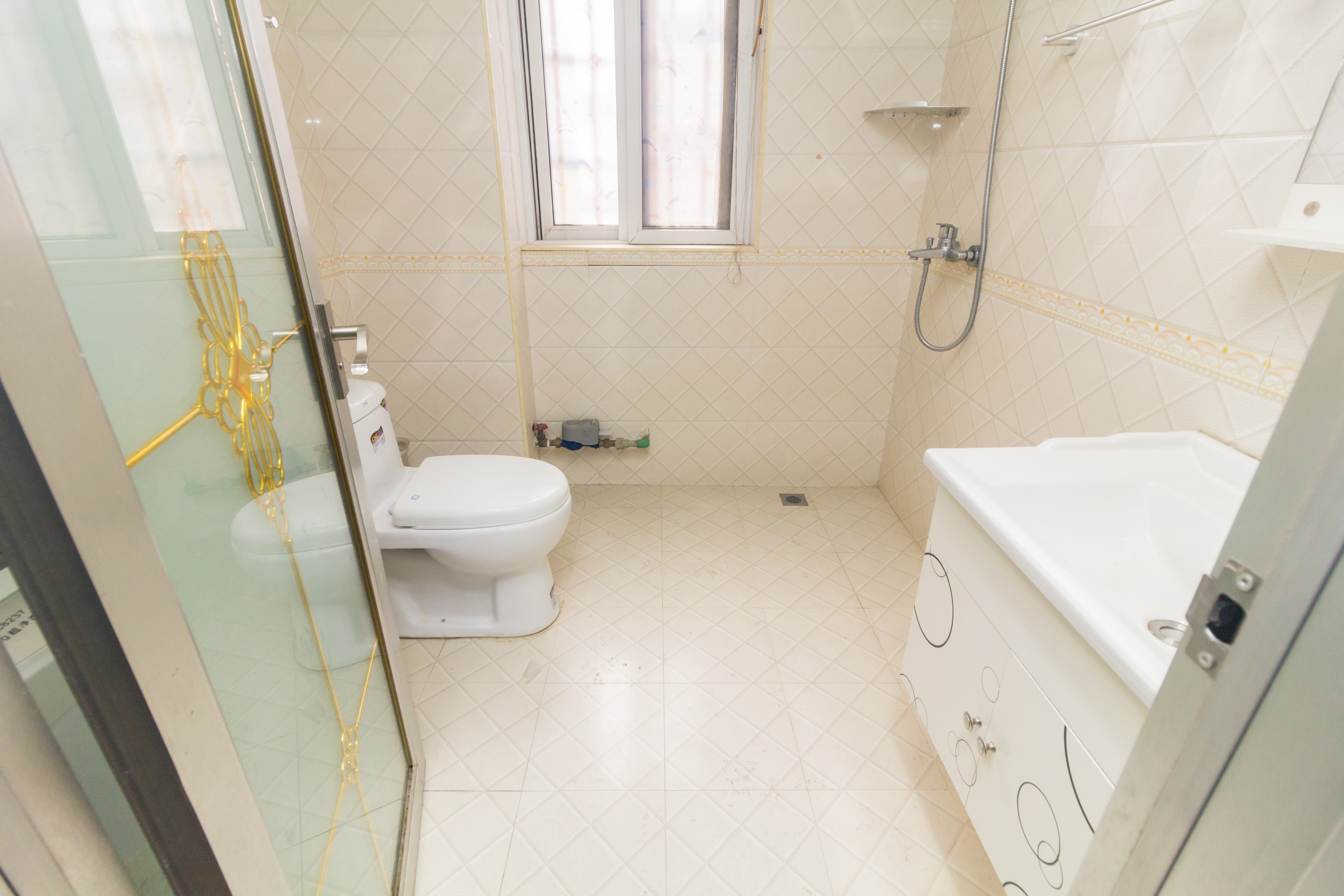 昌和商业中心/昌和国际 1室1厅1卫 26.00万 昌和商业中心/昌和国际 1室1厅1卫 26.00万卫生间