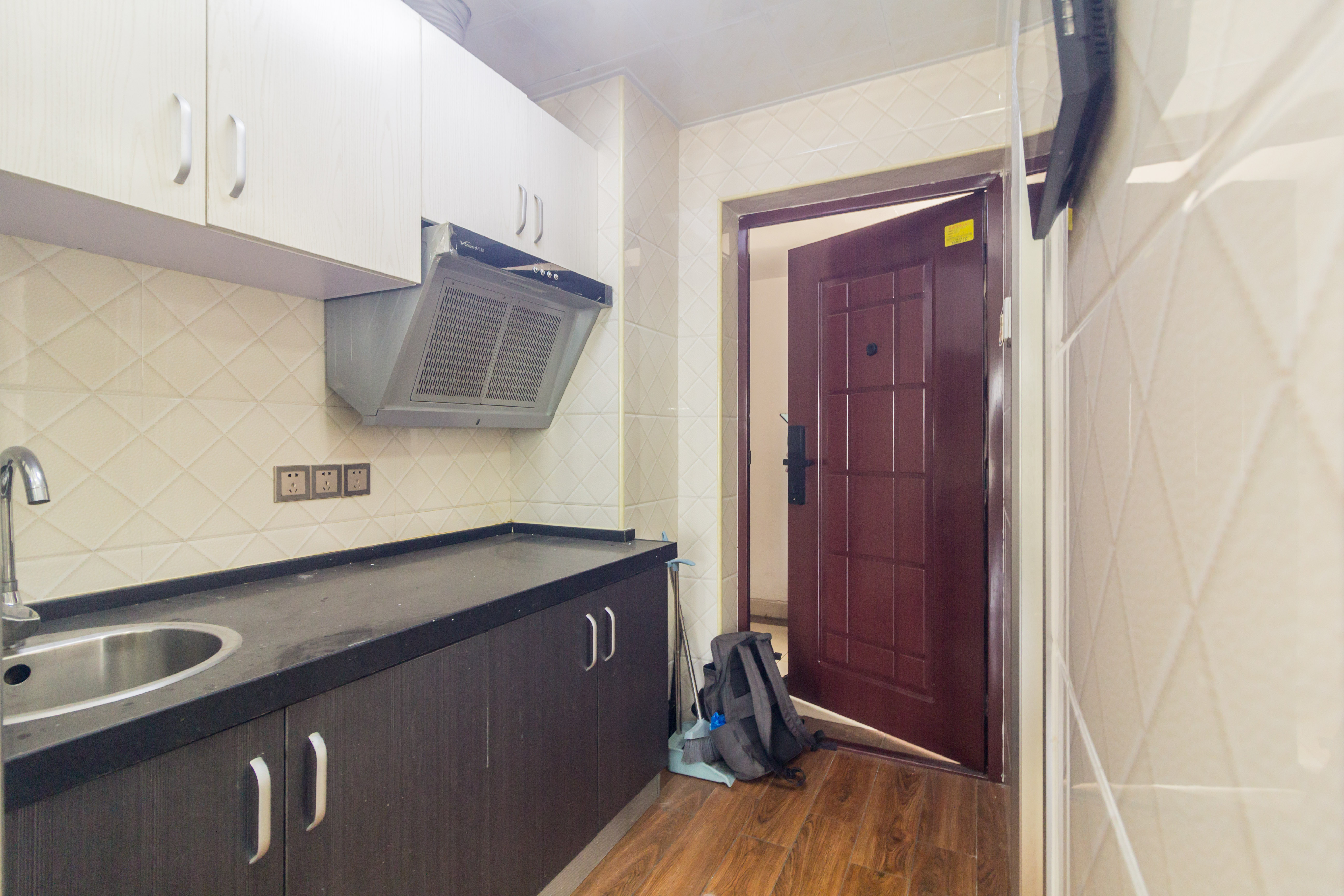 昌和商业中心/昌和国际 1室1厅1卫 26.00万 昌和商业中心/昌和国际 1室1厅1卫 26.00万厨房