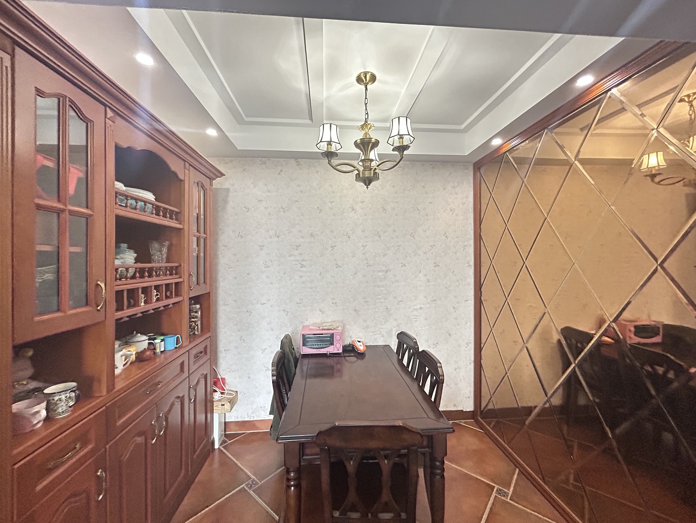 美的城三期 4室2厅2卫 85.00万 美的城三期 4室2厅2卫 85.00万室内图