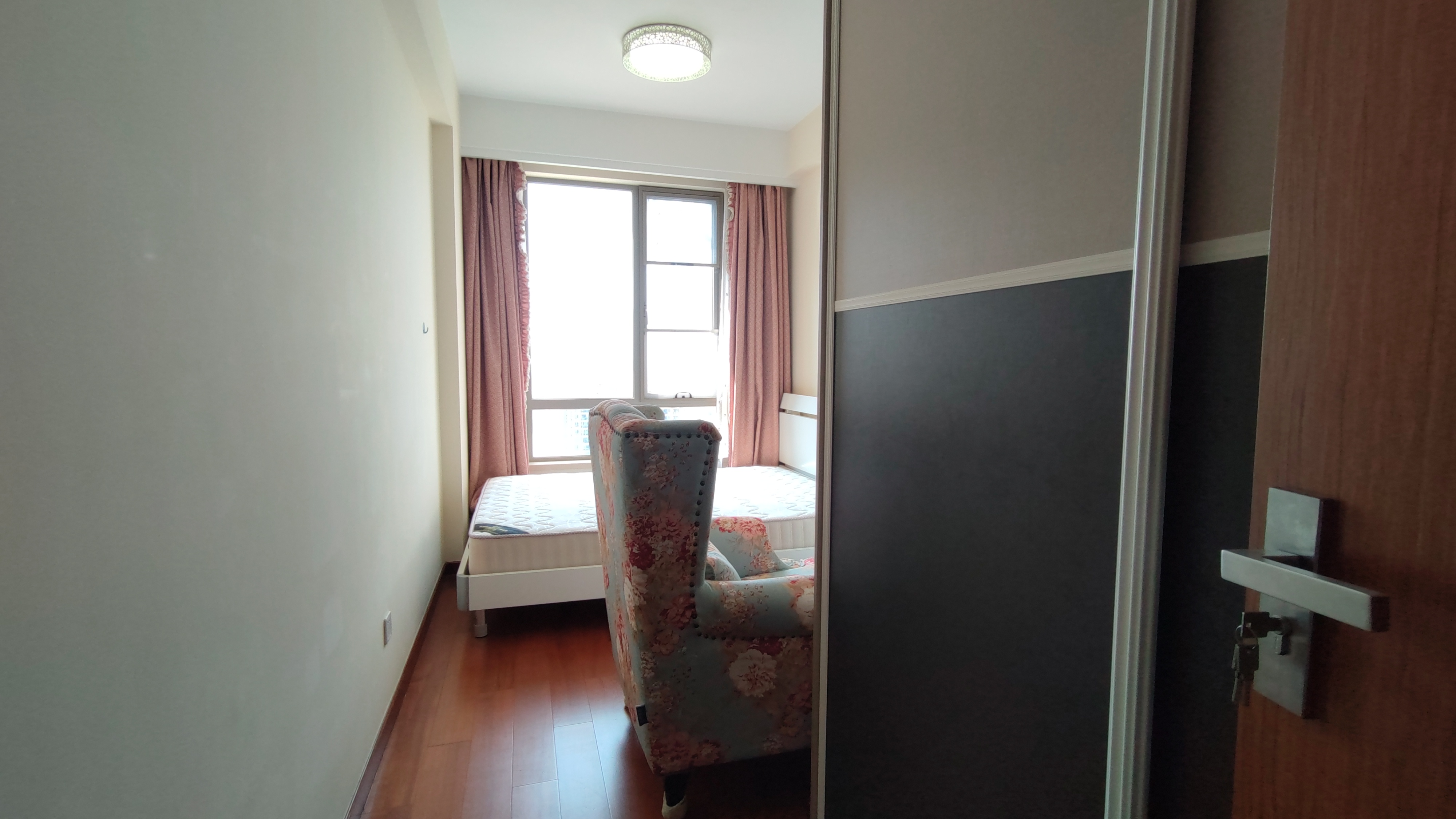 晋合湘水湾三期  3室2厅2卫   88.00万 晋合湘水湾三期  3室2厅2卫   88.00万室内图