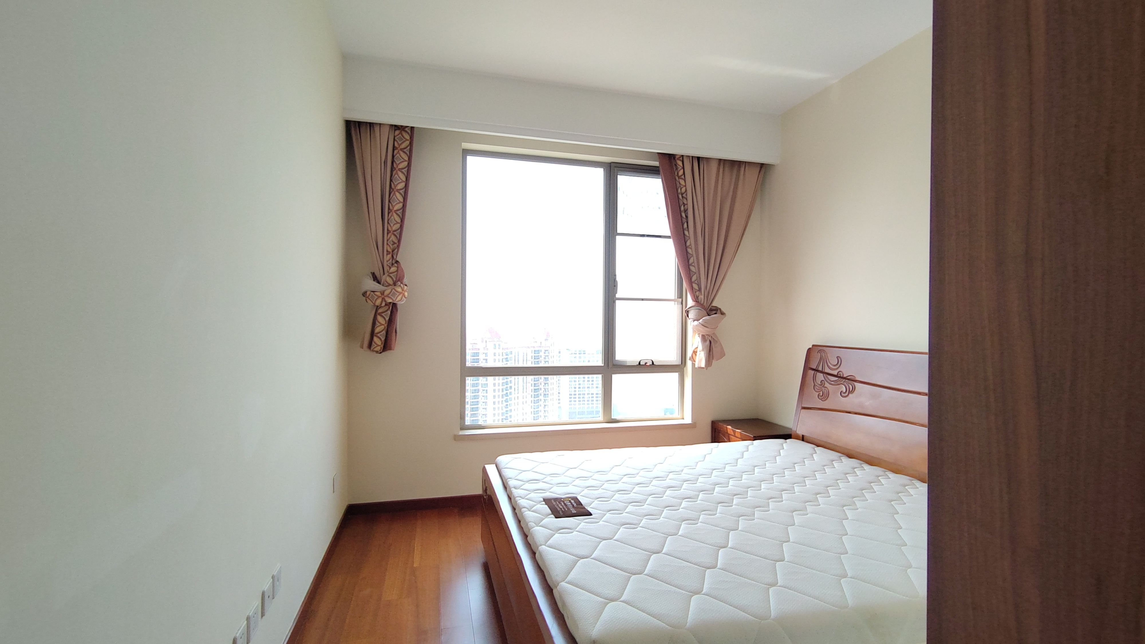 晋合湘水湾三期  3室2厅2卫   88.00万 晋合湘水湾三期  3室2厅2卫   88.00万室内图