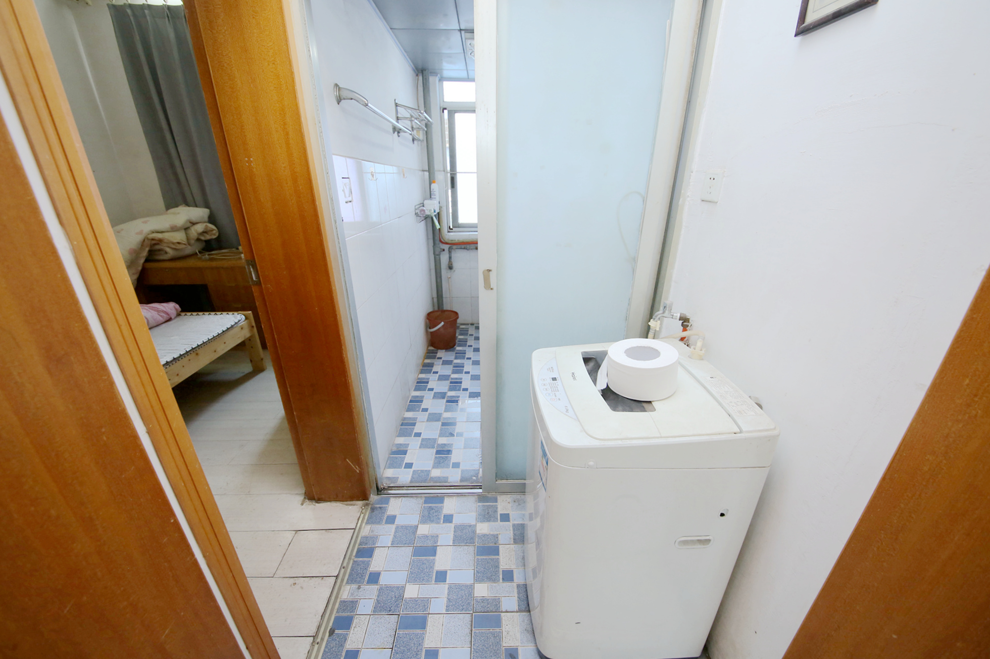 长沙市化工医药行业管理办公室宿舍  3室2厅1卫   89.80万客厅