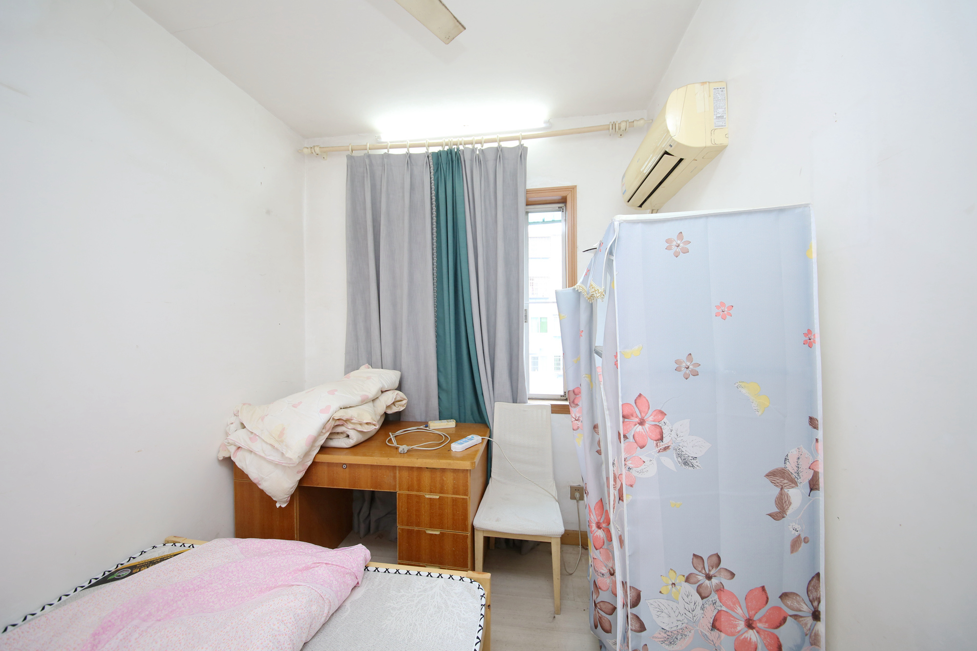 长沙市化工医药行业管理办公室宿舍  3室2厅1卫   89.80万客厅