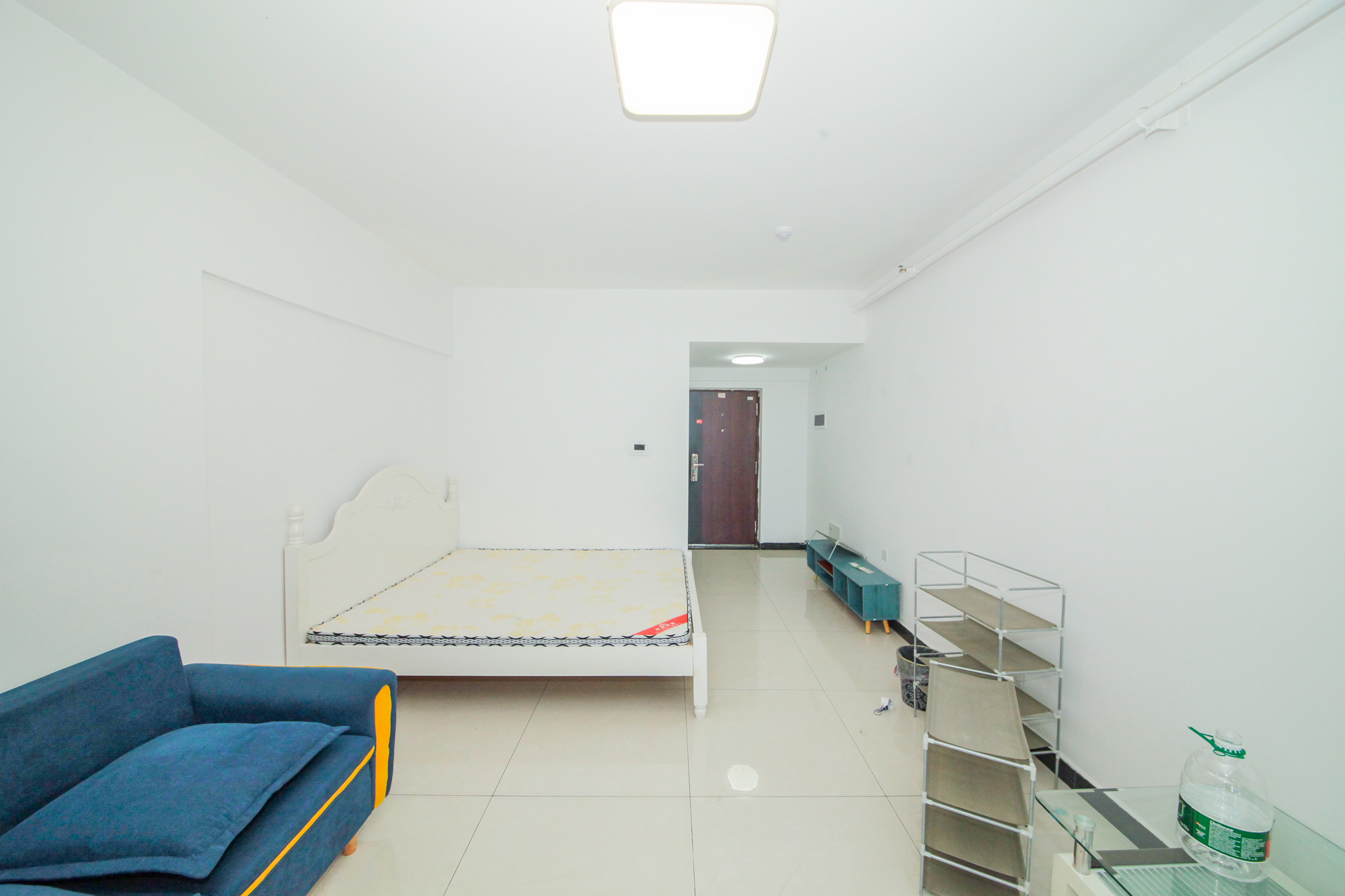 国泰九龙湾 1室1厅1卫 31.80万 国泰九龙湾 1室1厅1卫 31.80万客厅