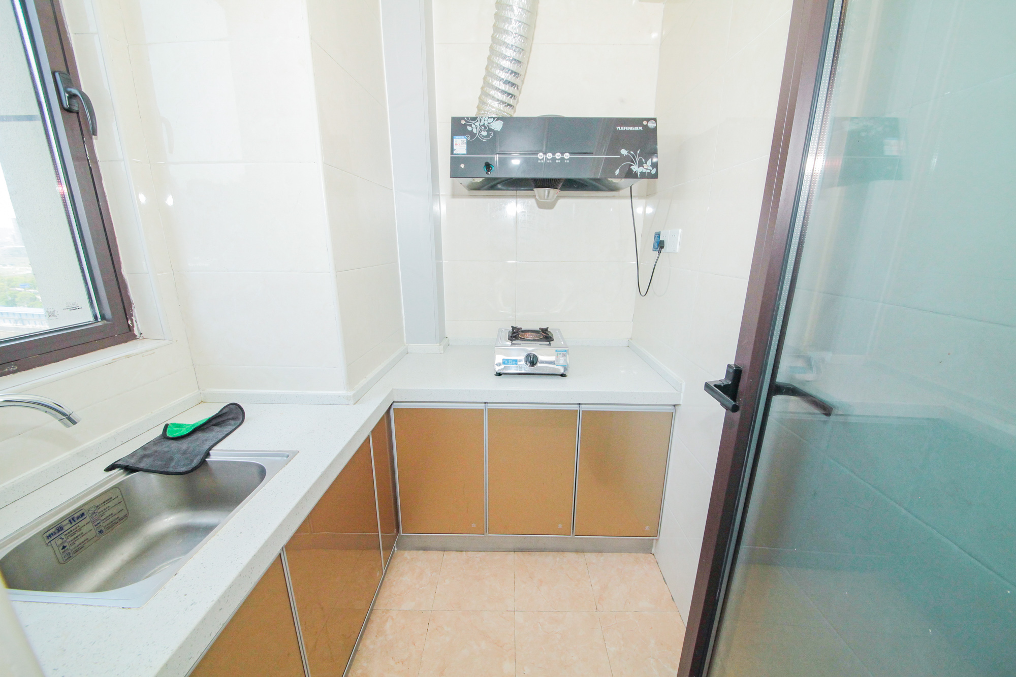 国泰九龙湾 1室1厅1卫 31.80万 国泰九龙湾 1室1厅1卫 31.80万厨房