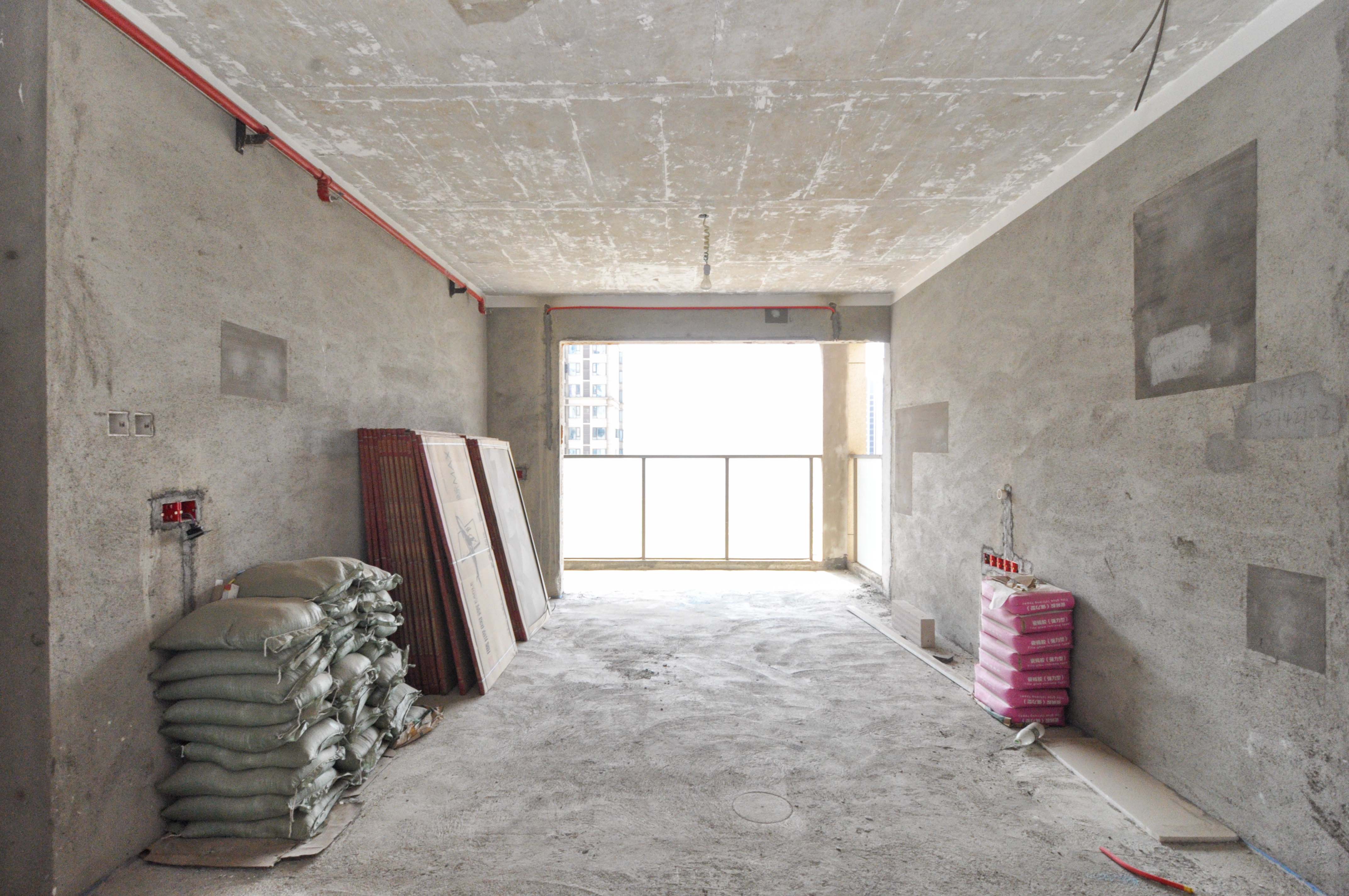 梅溪湖金茂湾 4室2厅2卫 168.00万 梅溪湖金茂湾 4室2厅2卫 168.00万客厅