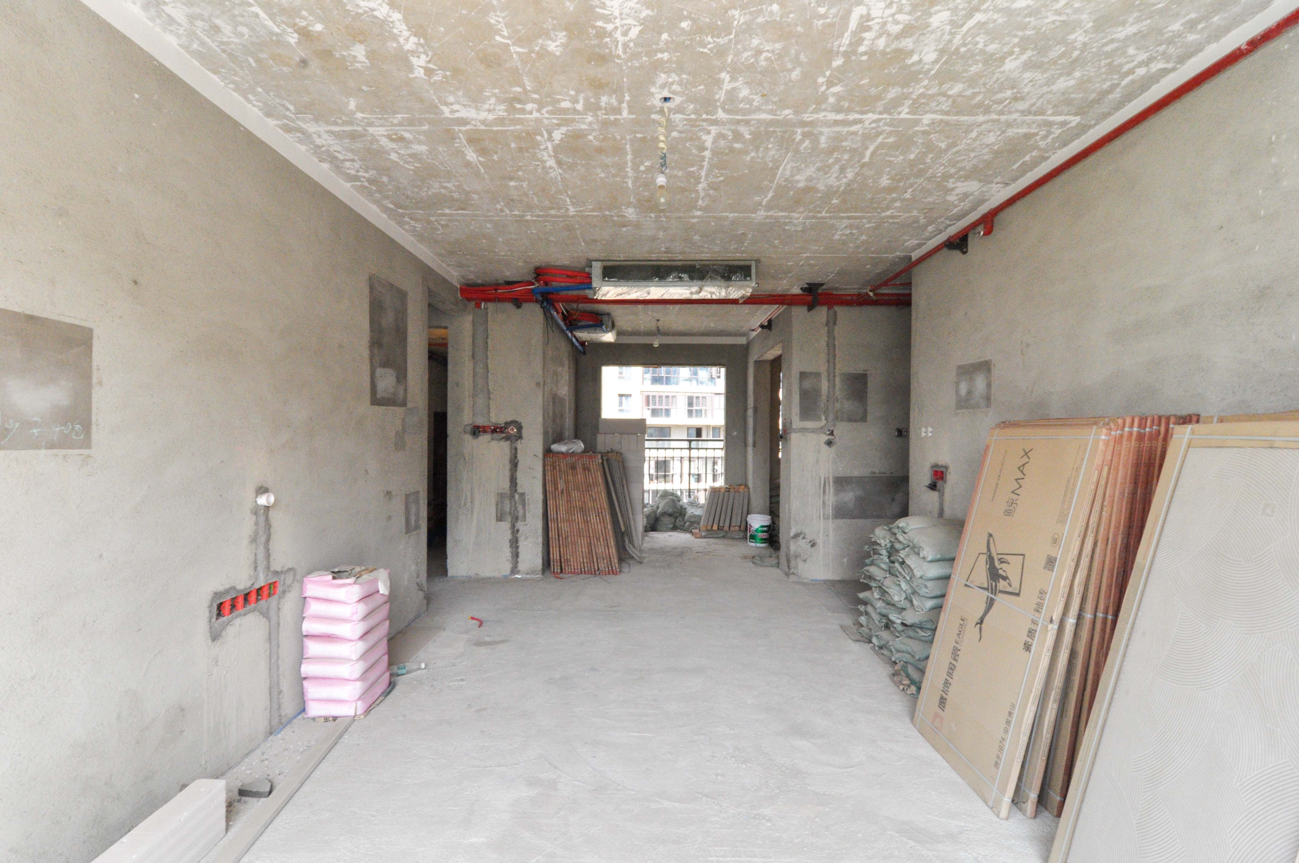 梅溪湖金茂湾 4室2厅2卫 168.00万 梅溪湖金茂湾 4室2厅2卫 168.00万其他