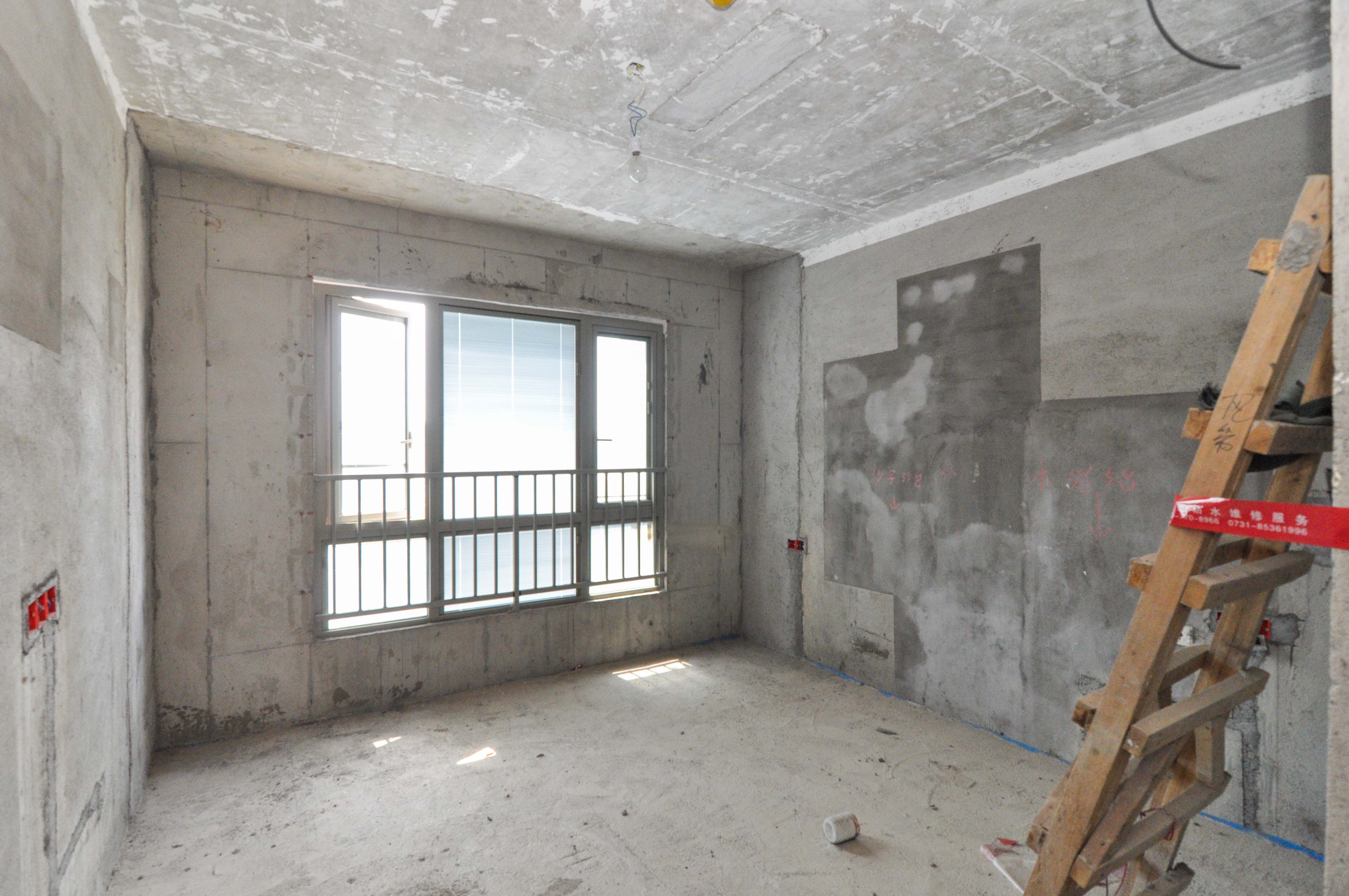 梅溪湖金茂湾 4室2厅2卫 168.00万 梅溪湖金茂湾 4室2厅2卫 168.00万其他