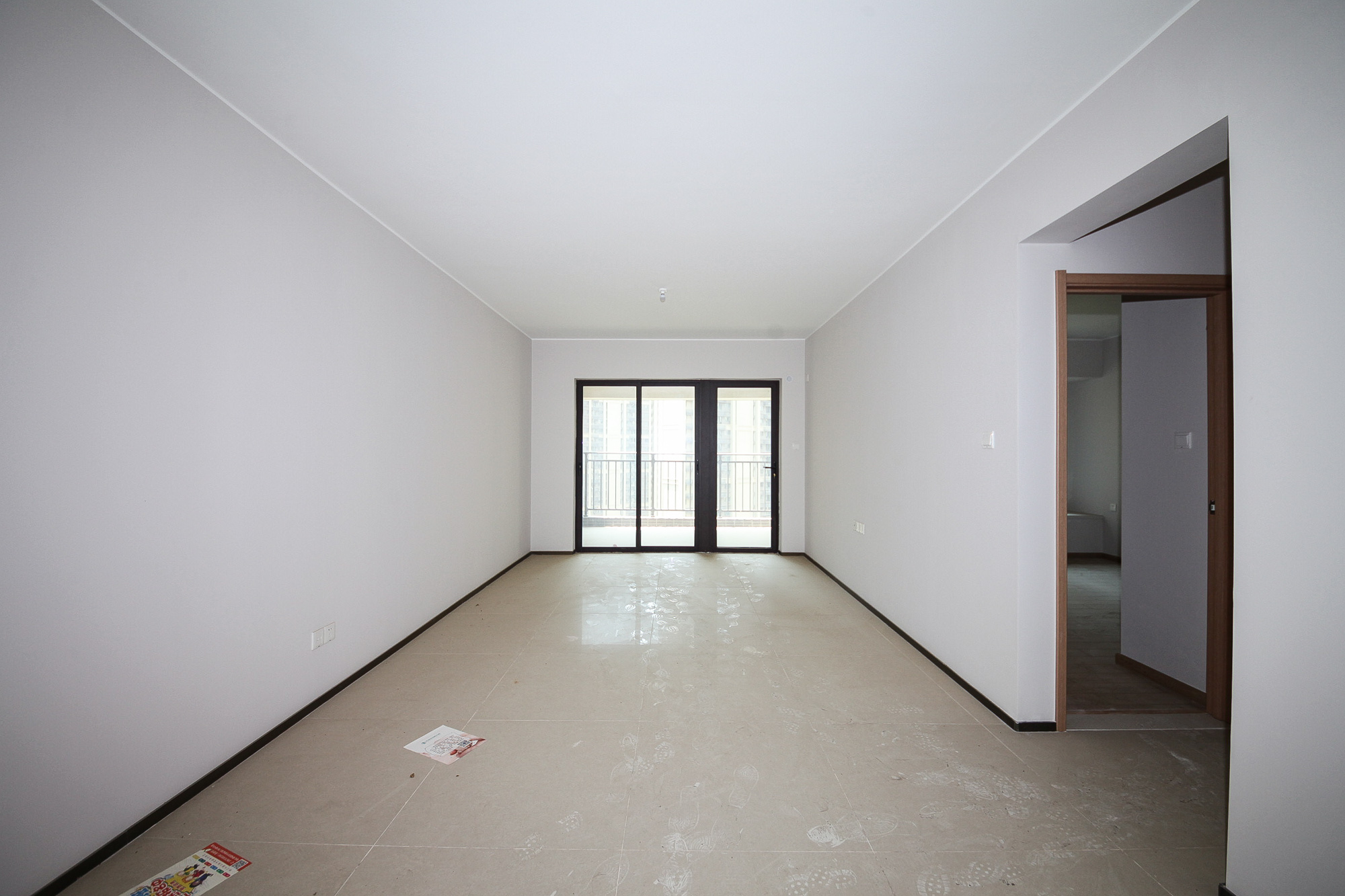 时代倾城二期 2室1厅1卫 68.0万 时代倾城二期 2室1厅1卫 68.0万客厅