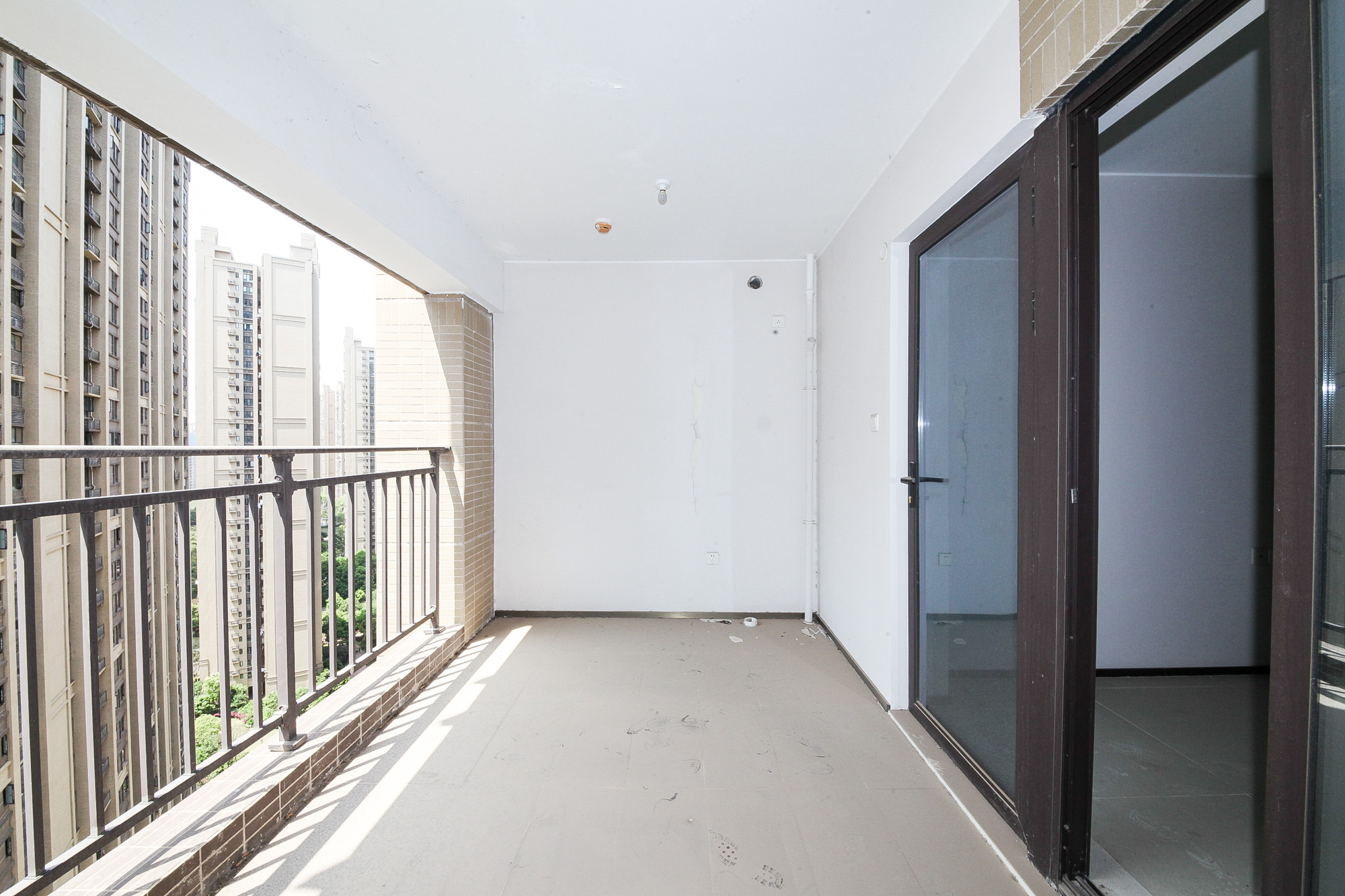 时代倾城二期 2室1厅1卫 68.0万 时代倾城二期 2室1厅1卫 68.0万阳台