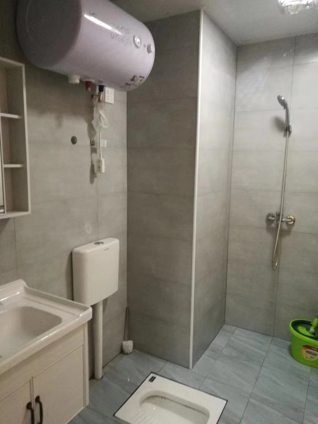 新天地步步高 1室1厅1卫 22.00万 新天地步步高 1室1厅1卫 22.00万客厅