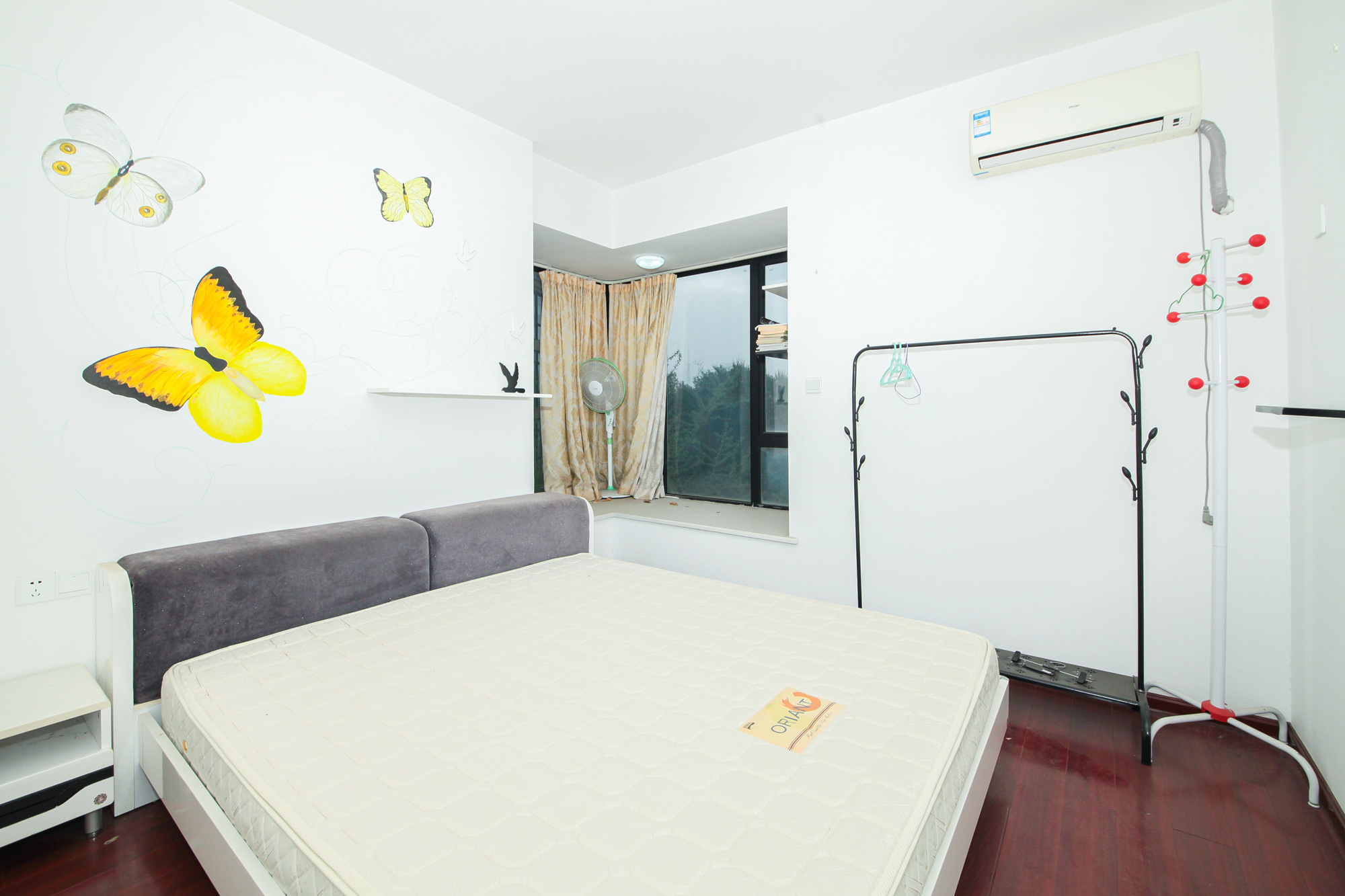 松雅湖金岸 2室2厅1卫 62.80万 松雅湖金岸 2室2厅1卫 62.80万卧室