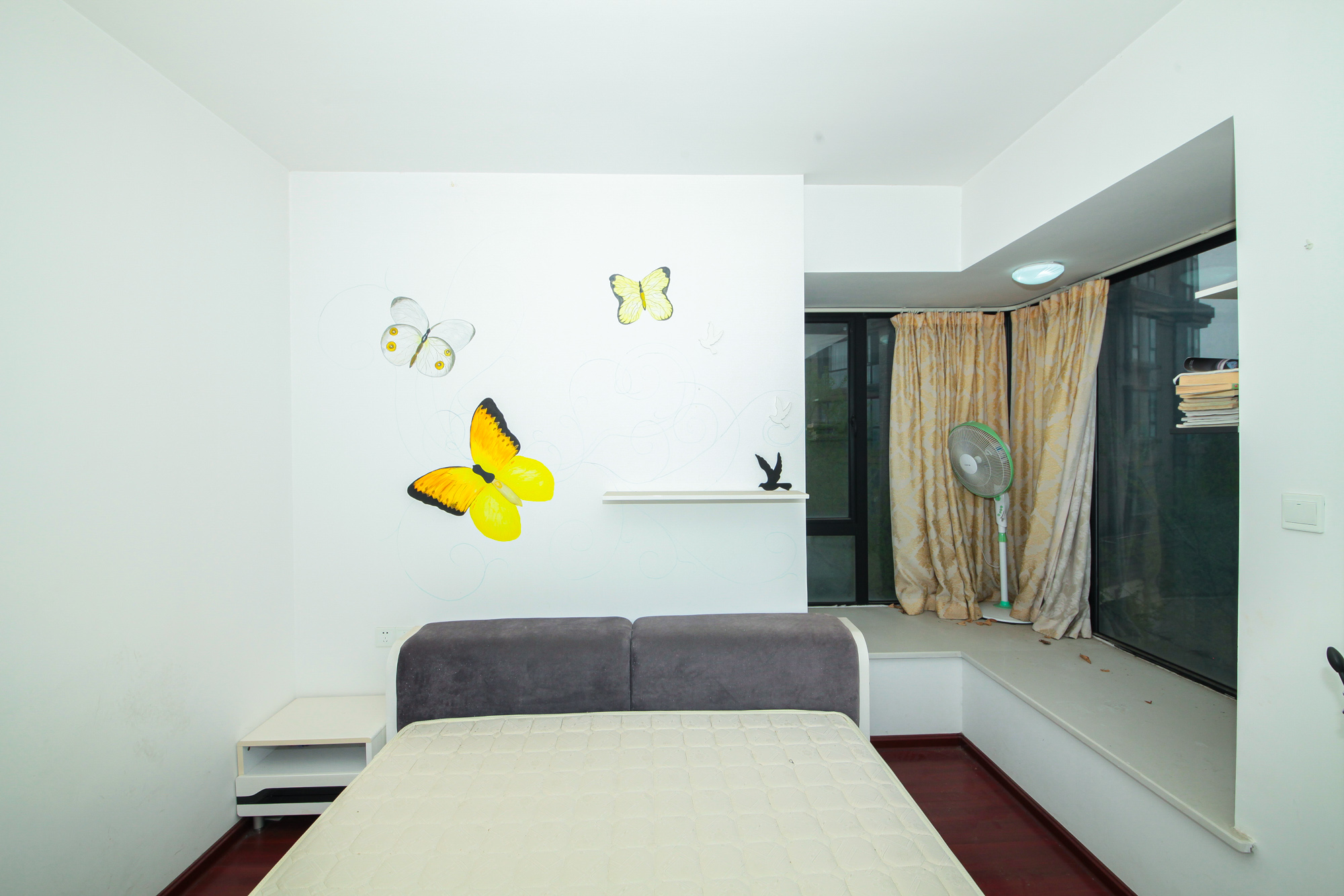 松雅湖金岸 2室2厅1卫 62.80万 松雅湖金岸 2室2厅1卫 62.80万卧室