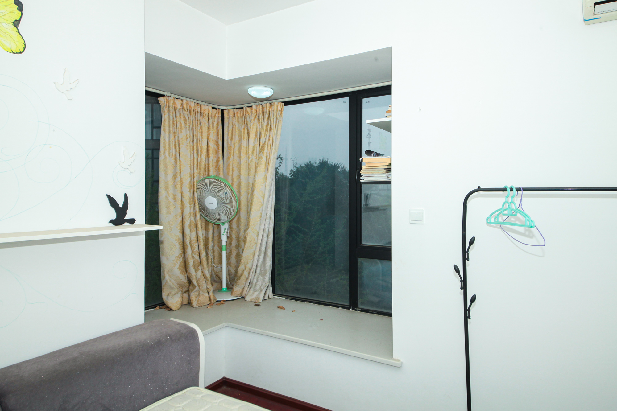 松雅湖金岸 2室2厅1卫 62.80万 松雅湖金岸 2室2厅1卫 62.80万卧室