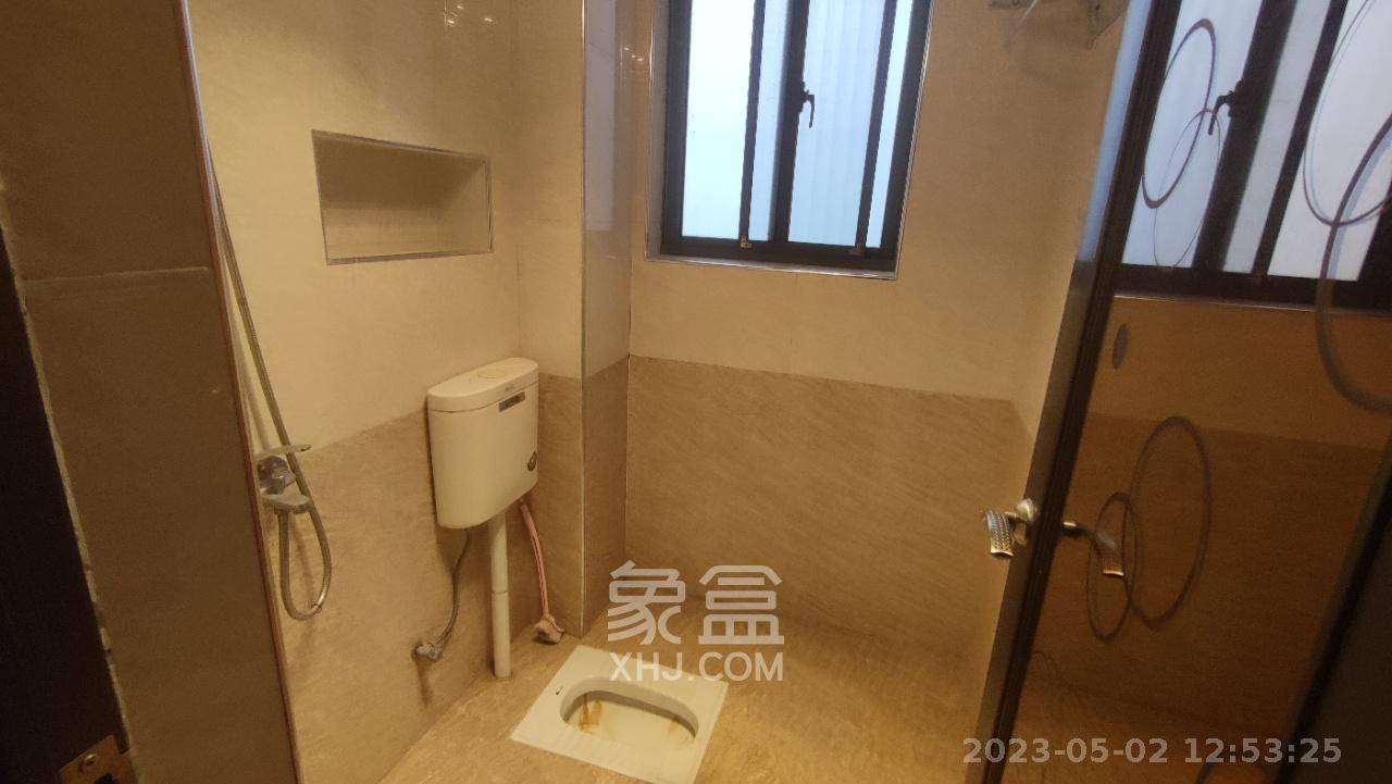 鑫天御景湾  2室2厅1卫   2000.00元/月室内图
