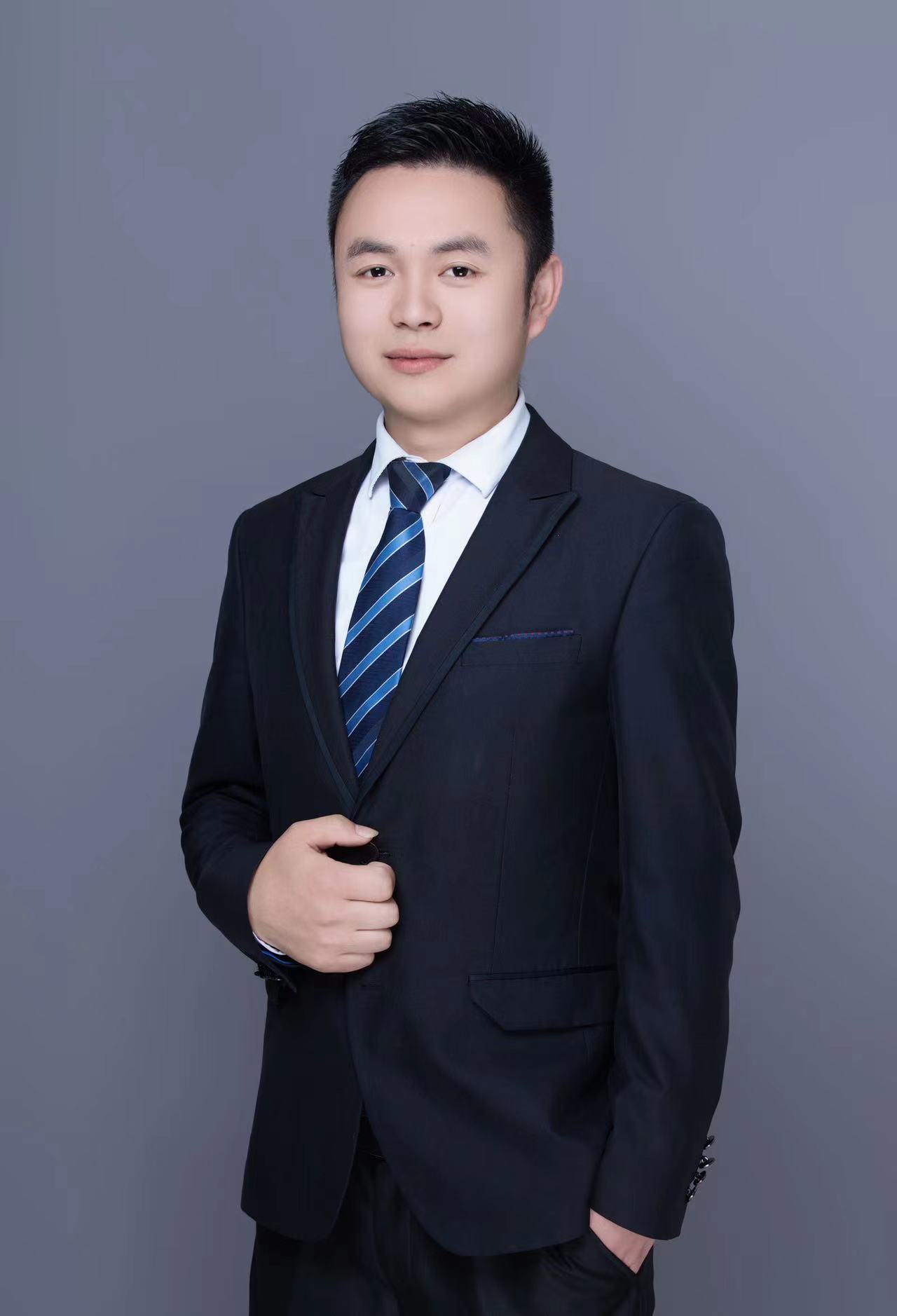 邓益龙