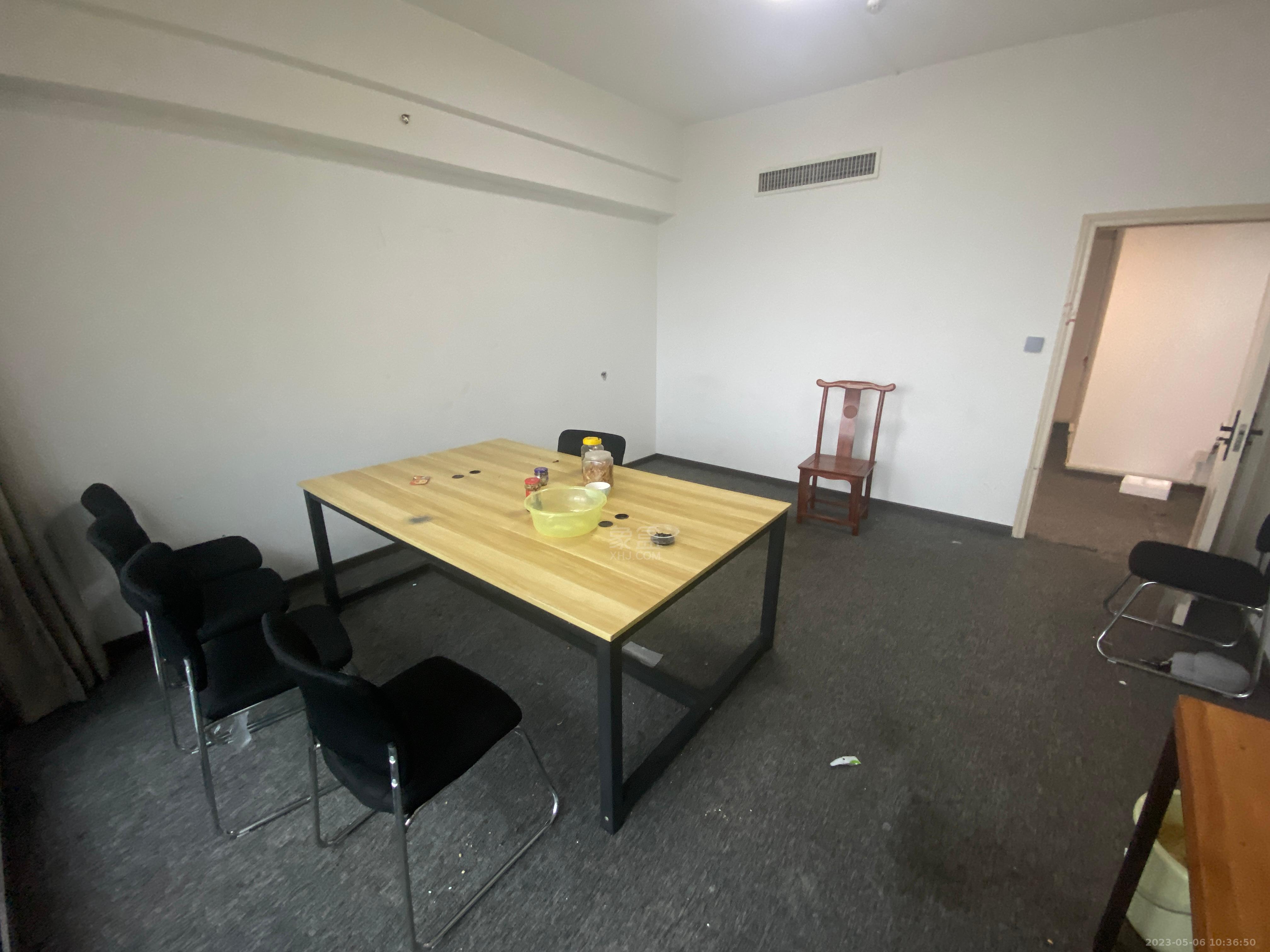 双银大厦  1室1厅1卫   2050.00元/月室内图1