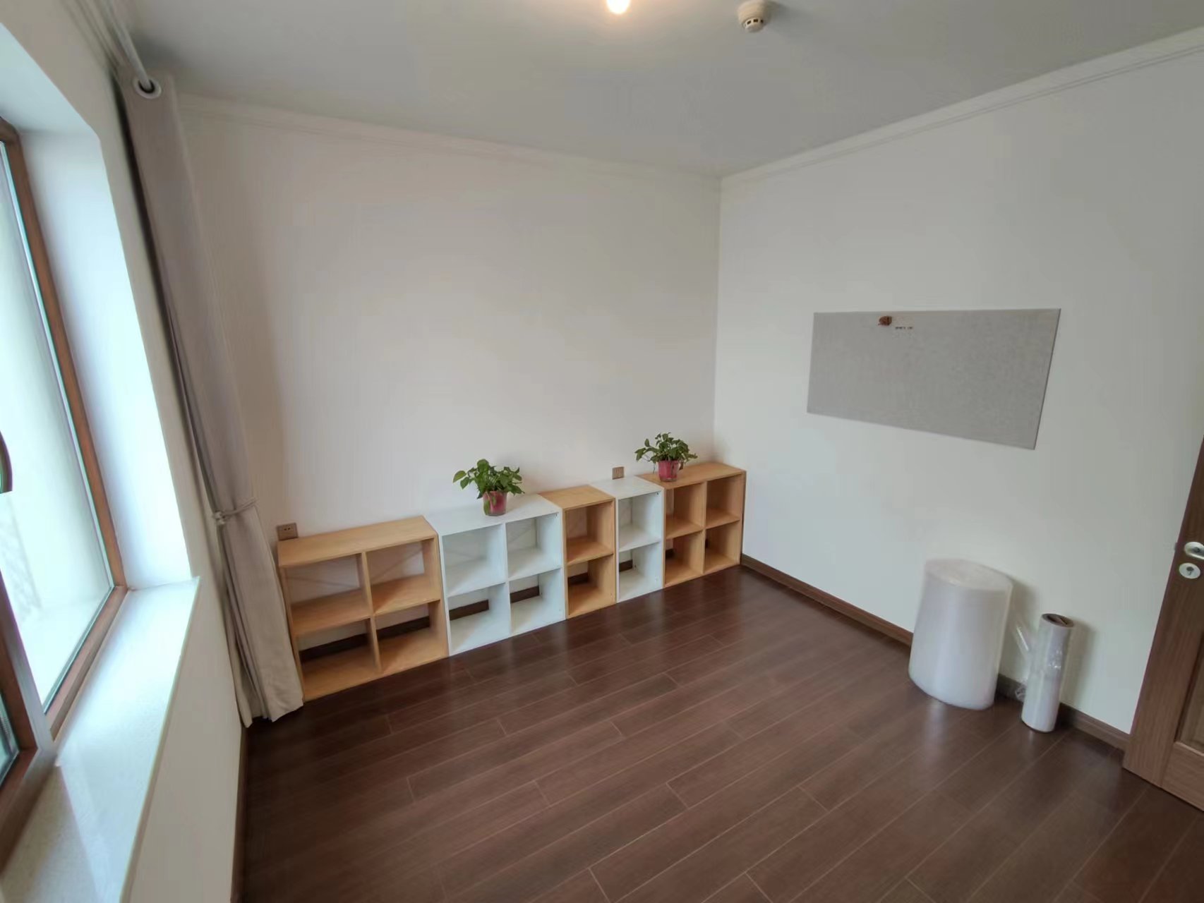 中铁建万科翡翠  3室2厅2卫   4200.00元/月室内图