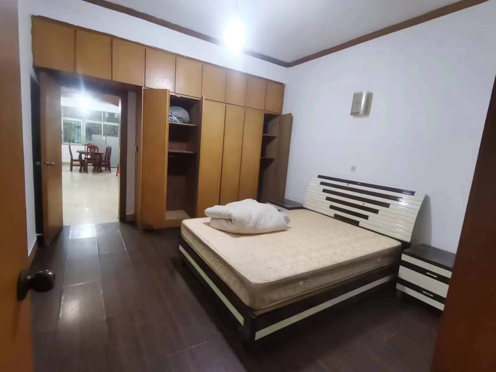 立新二社区  3室2厅2卫   1200.00元/月室内图