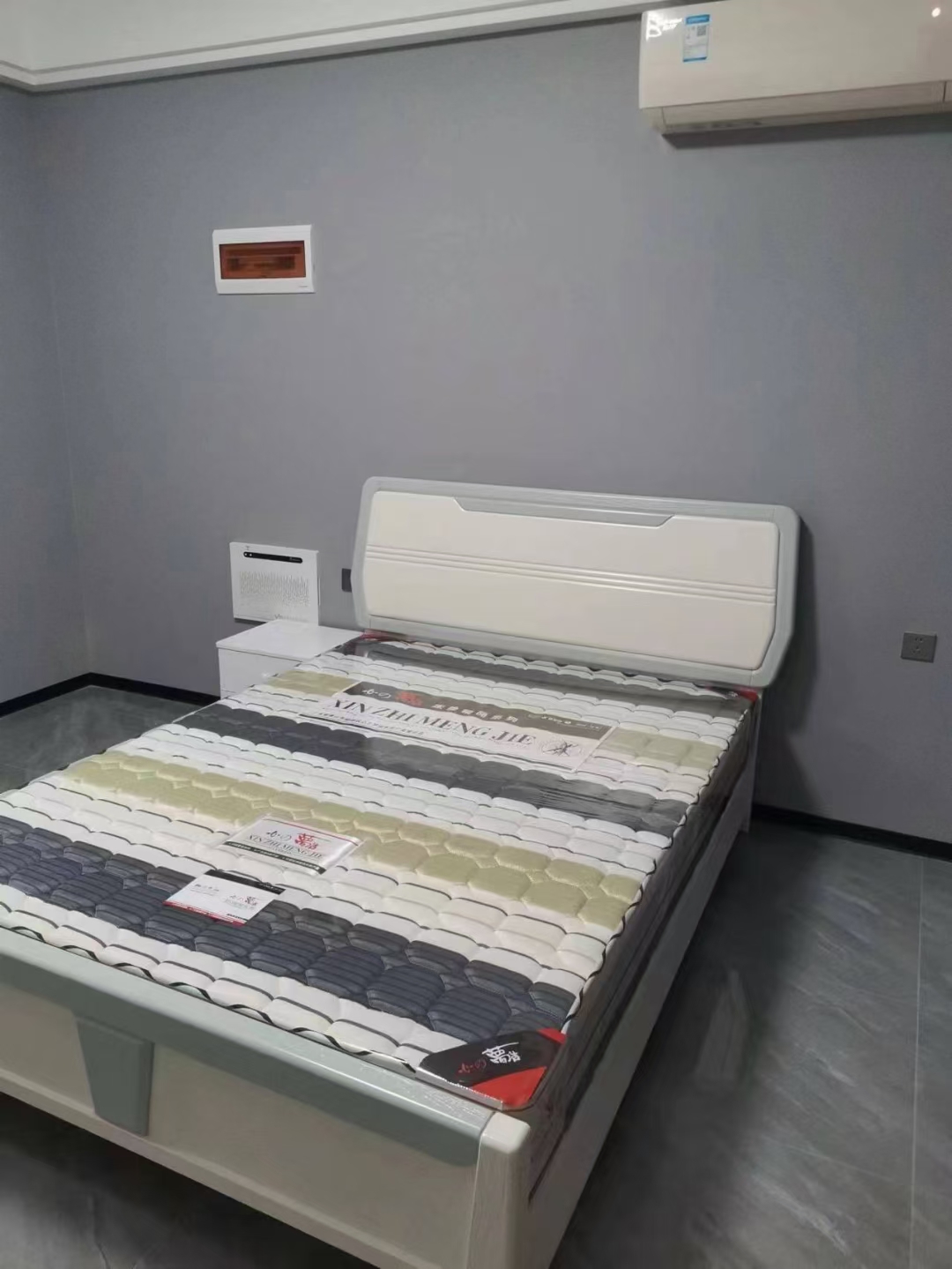 酃湖万达公寓  0室0厅0卫   1500.00元/月室内图