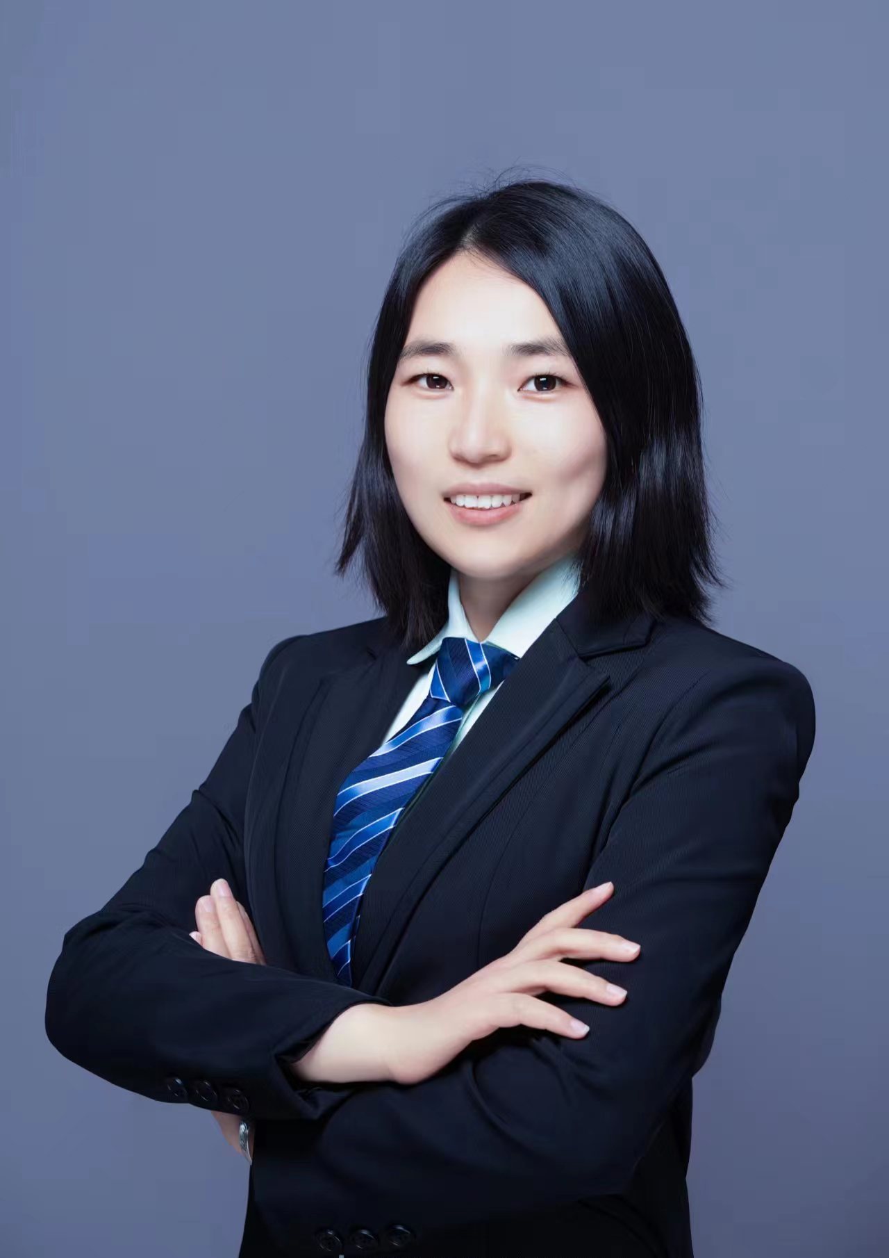 李艳