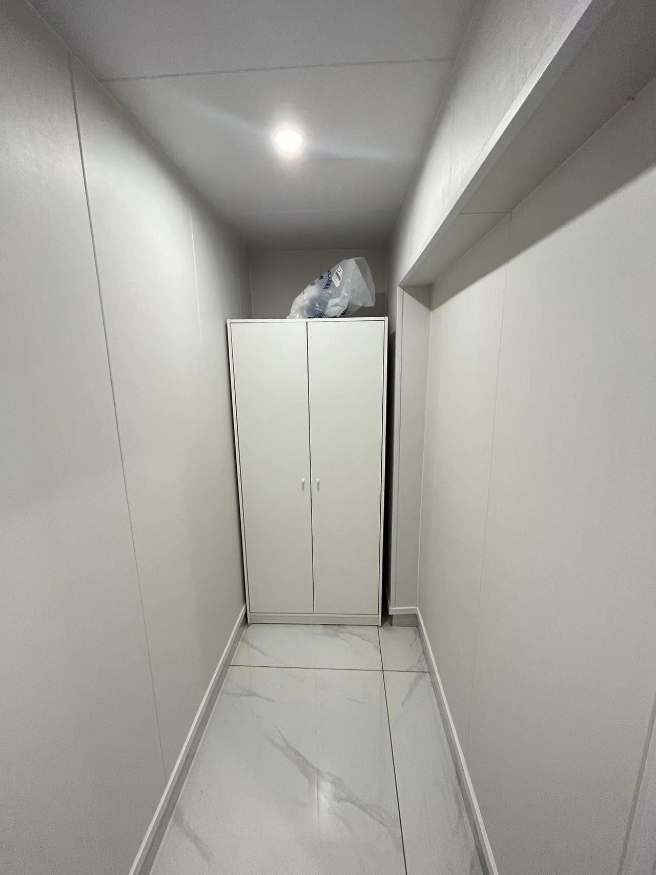 富力新天地三期  1室1厅1卫   1400.00元/月室内图