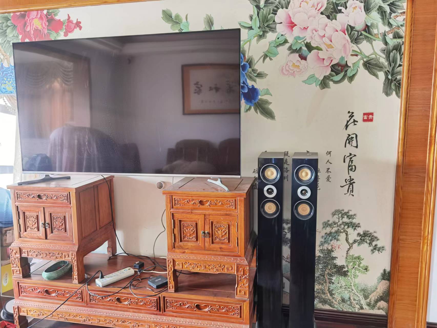 南风苑  4室2厅2卫   3000.00元/月室内图