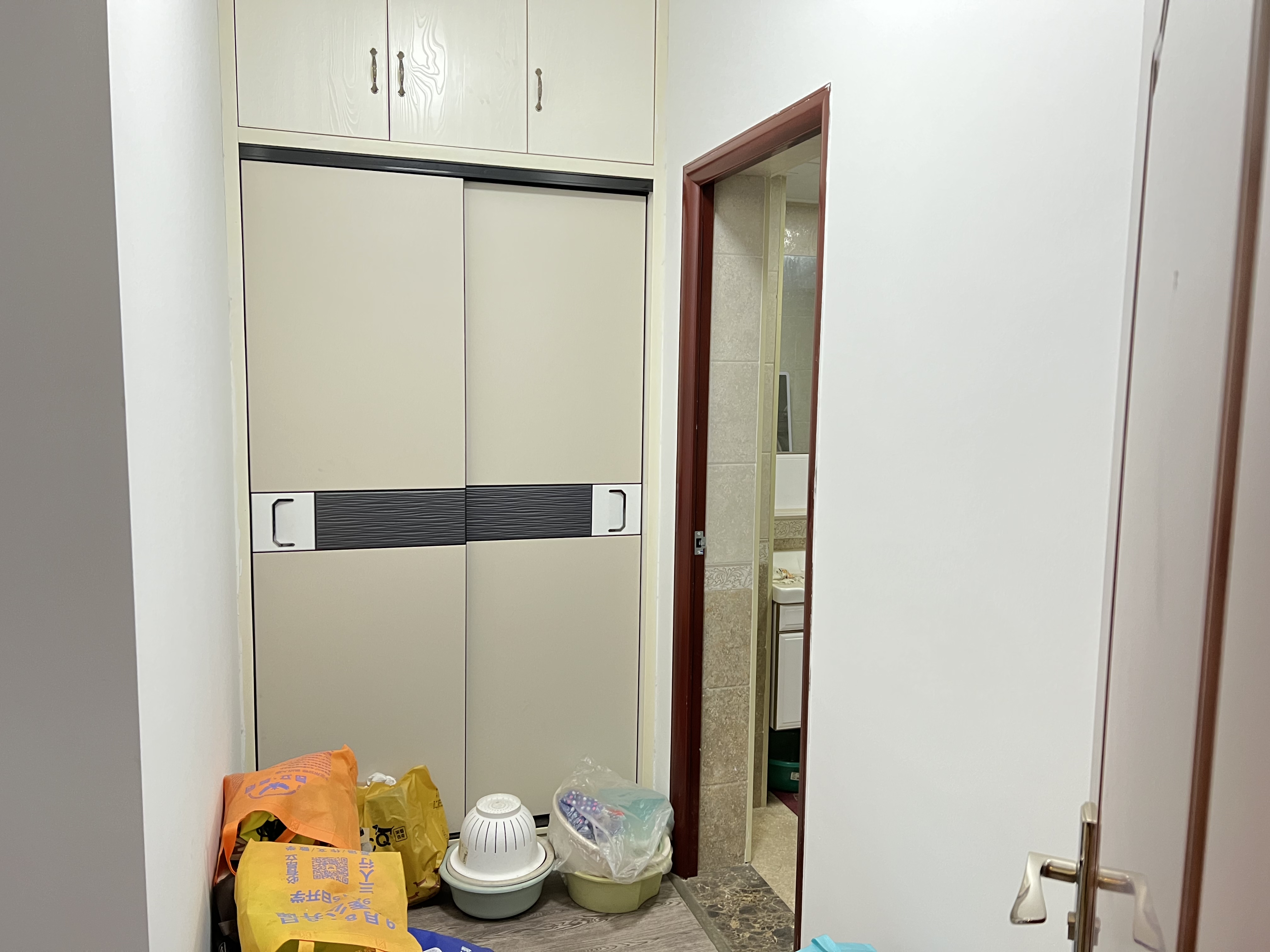 佳兆业金域天下三期 3室2厅1卫 58.0万 佳兆业金域天下三期 3室2厅1卫 58.0万室内图