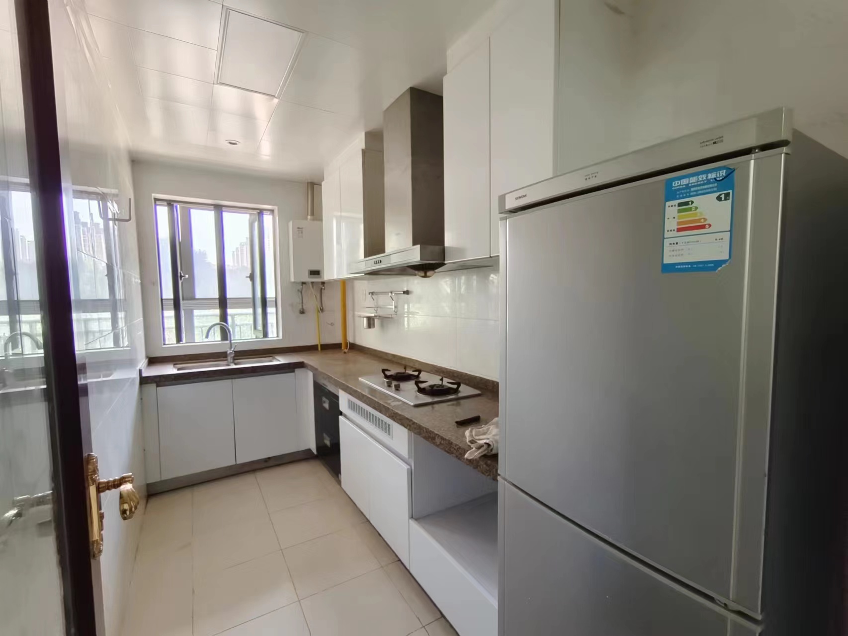 恒大华府 0室0厅0卫 90.0万 恒大华府 0室0厅0卫 90.0万室内图