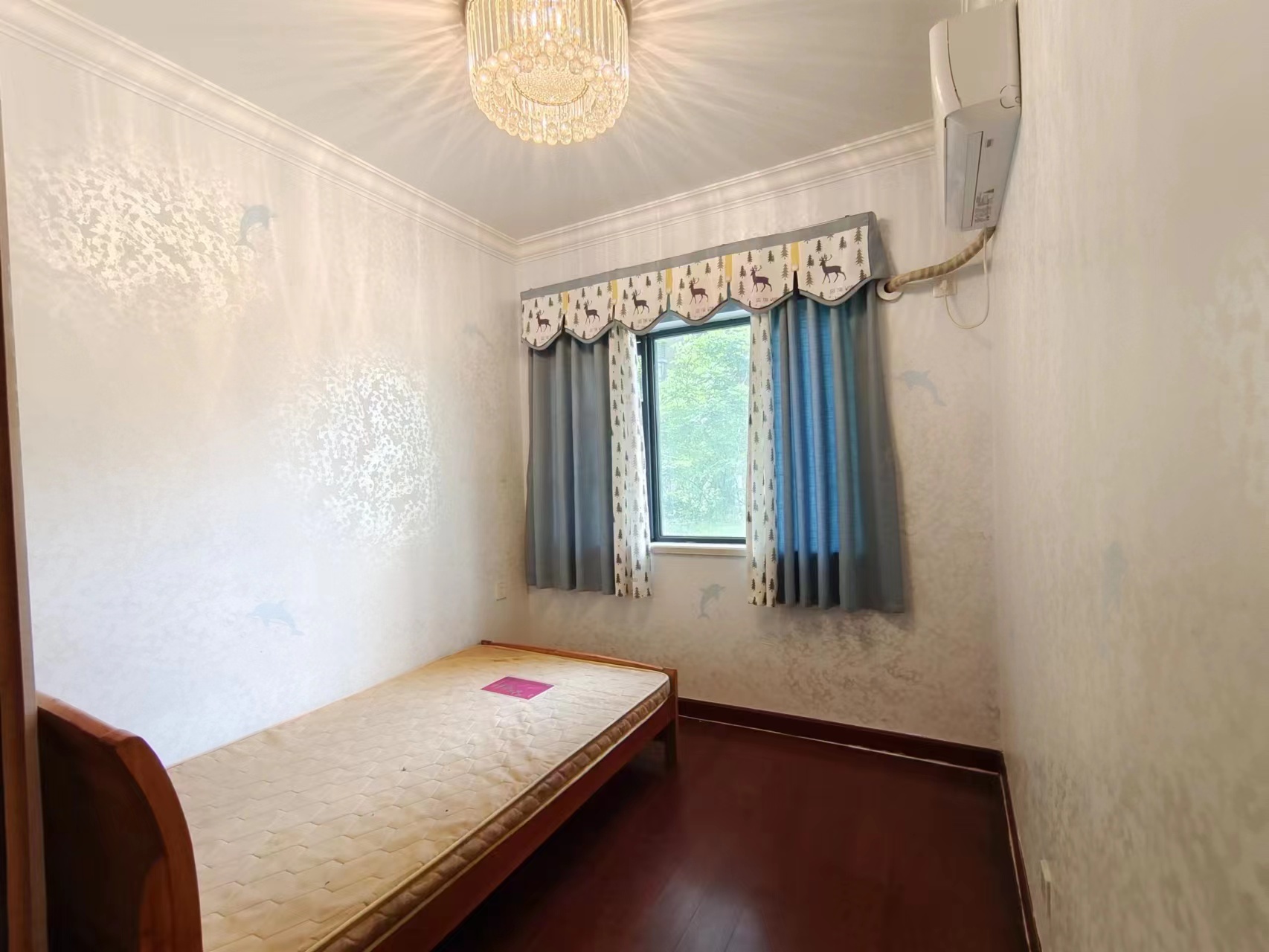 恒大华府 0室0厅0卫 90.0万 恒大华府 0室0厅0卫 90.0万室内图