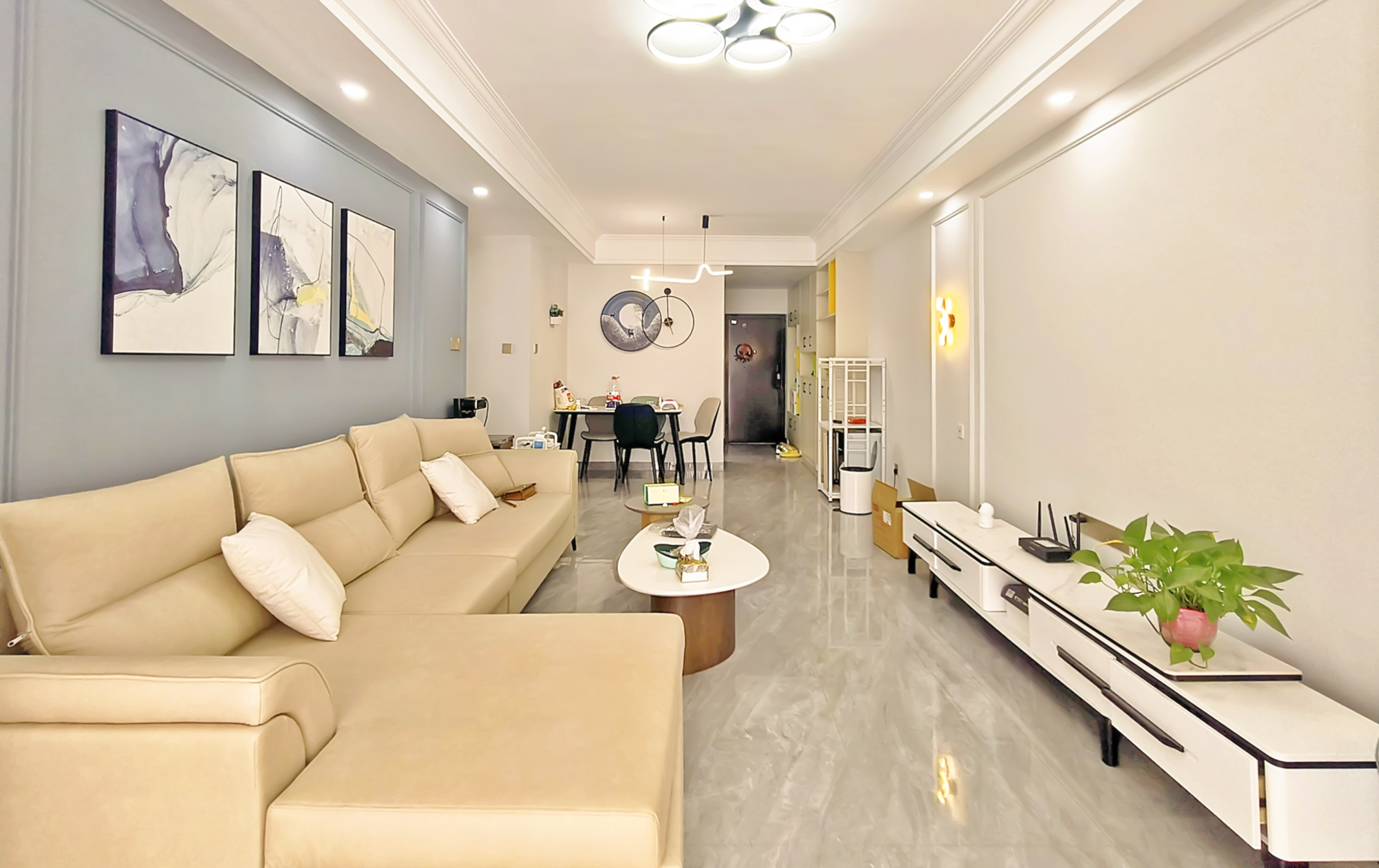 保利天禧D区 3室2厅1卫 148.0万 保利天禧D区 3室2厅1卫 148.0万客厅