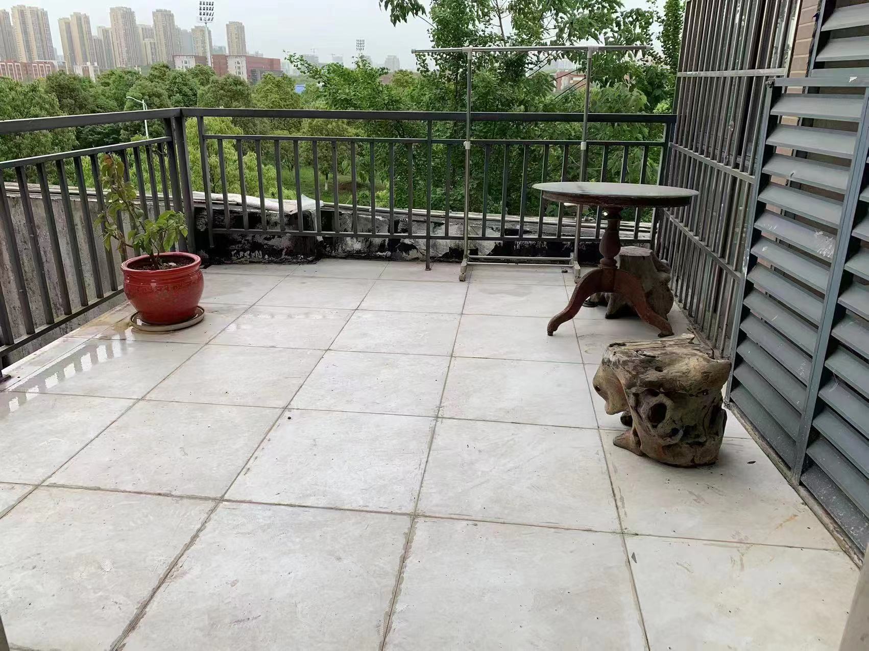 山水文园 3室2厅2卫 92.80万 山水文园 3室2厅2卫 92.80万室内图