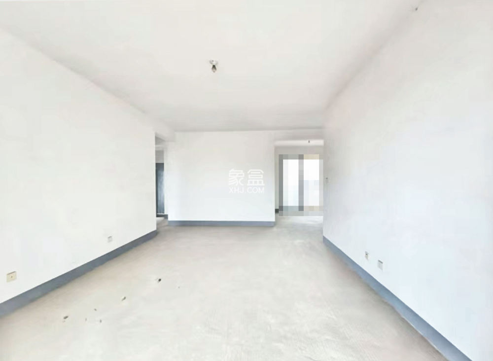 三一街区  3室2厅1卫   92.80万