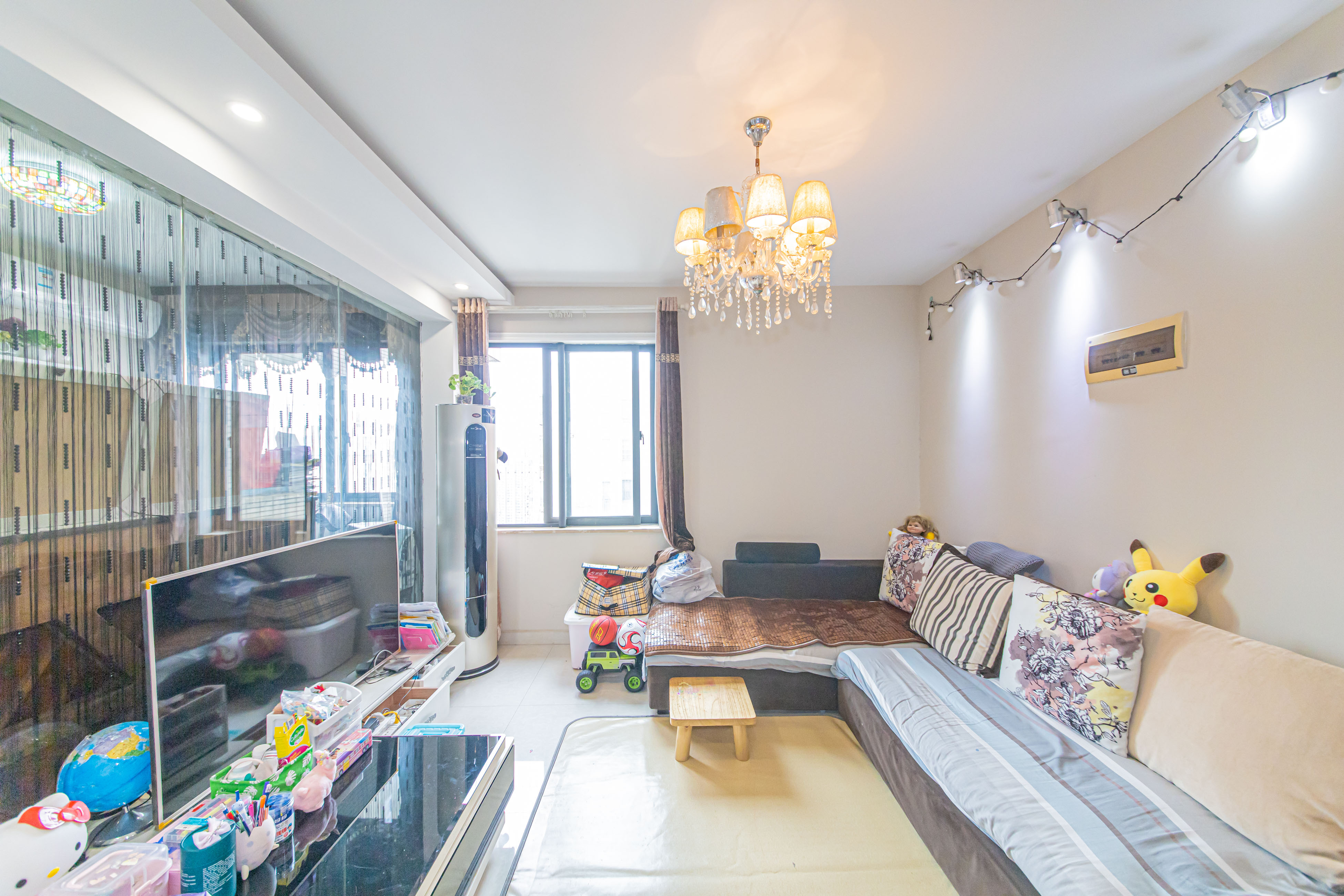 童话里  3室2厅1卫   62.00万 童话里  3室2厅1卫   62.00万客厅