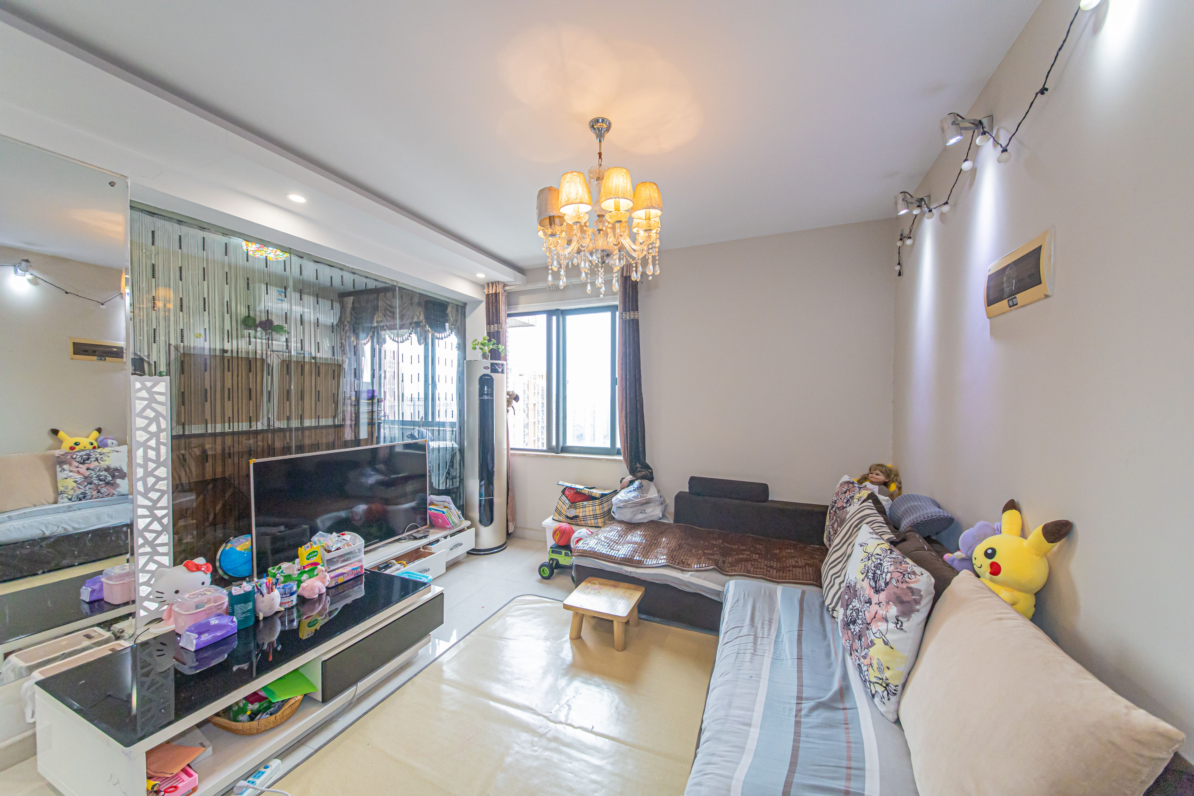 童话里  3室2厅1卫   62.00万 童话里  3室2厅1卫   62.00万客厅