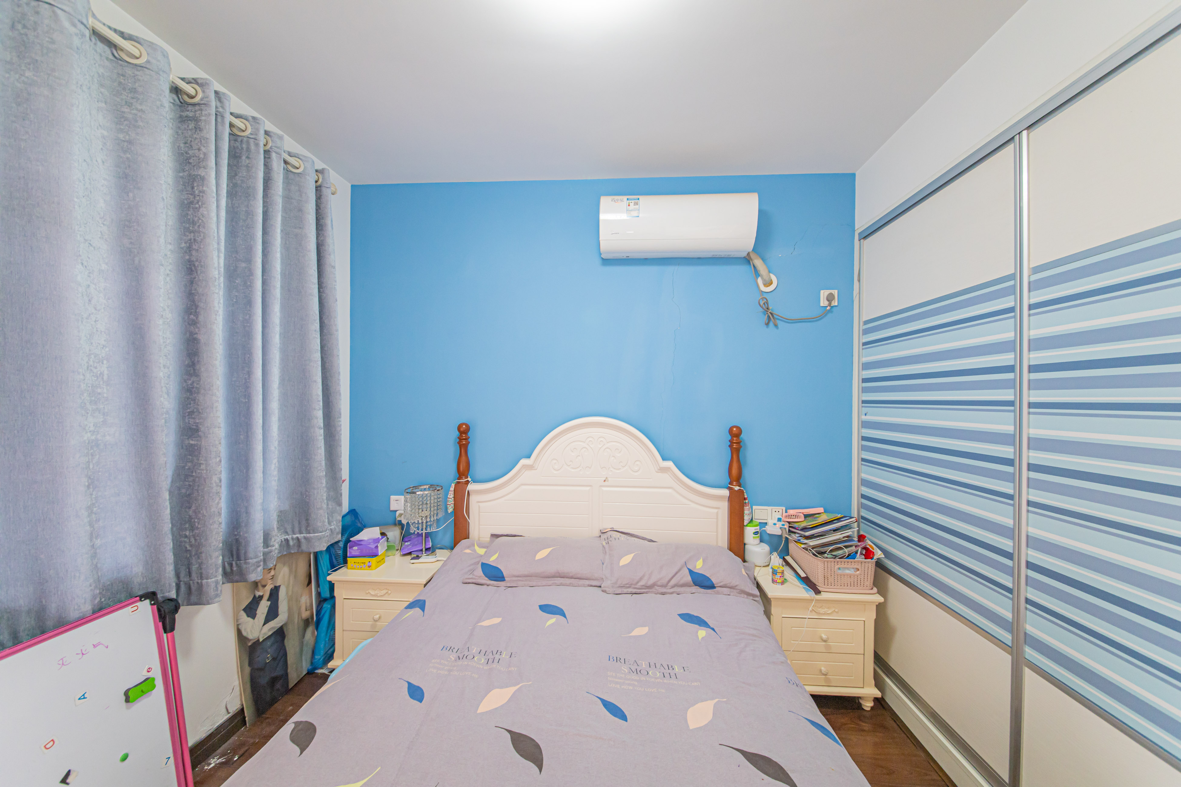 童话里  3室2厅1卫   62.00万 童话里  3室2厅1卫   62.00万卧室