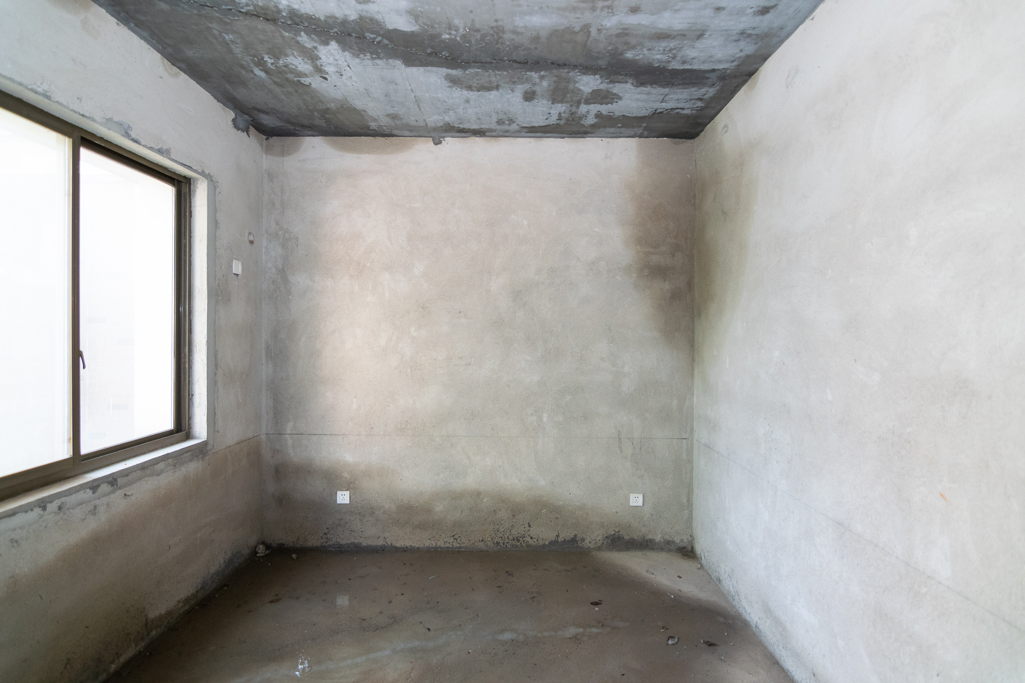 湖南报业文化城（米地亚家园）  6室2厅3卫   290.00万卧室