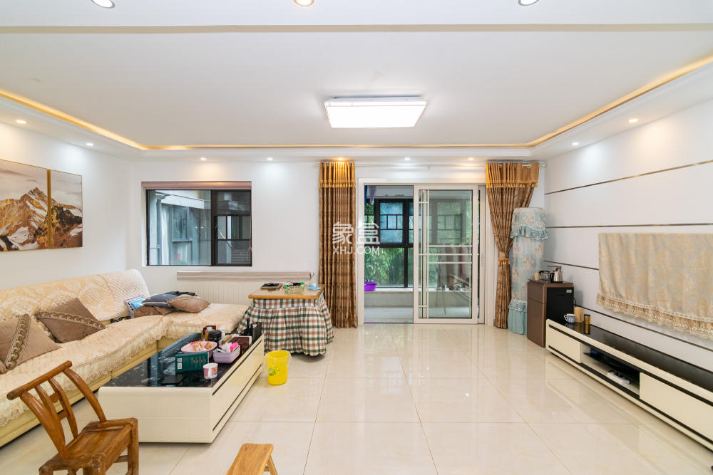 润和紫郡一期  4室2厅2卫   110.00万