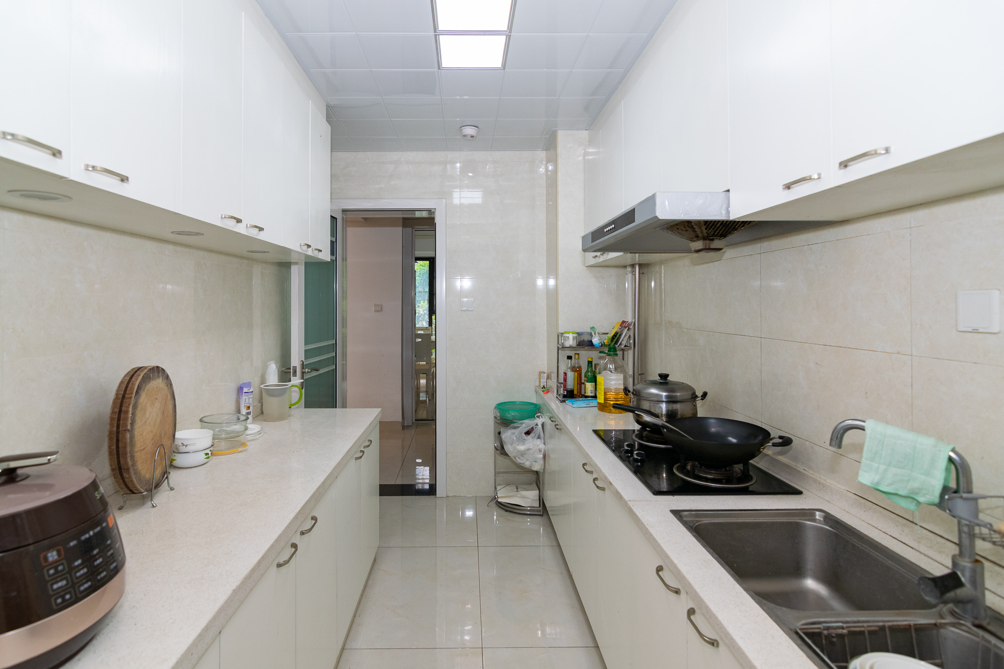 润和紫郡一期  4室2厅2卫   110.00万 润和紫郡一期  4室2厅2卫   110.00万厨房