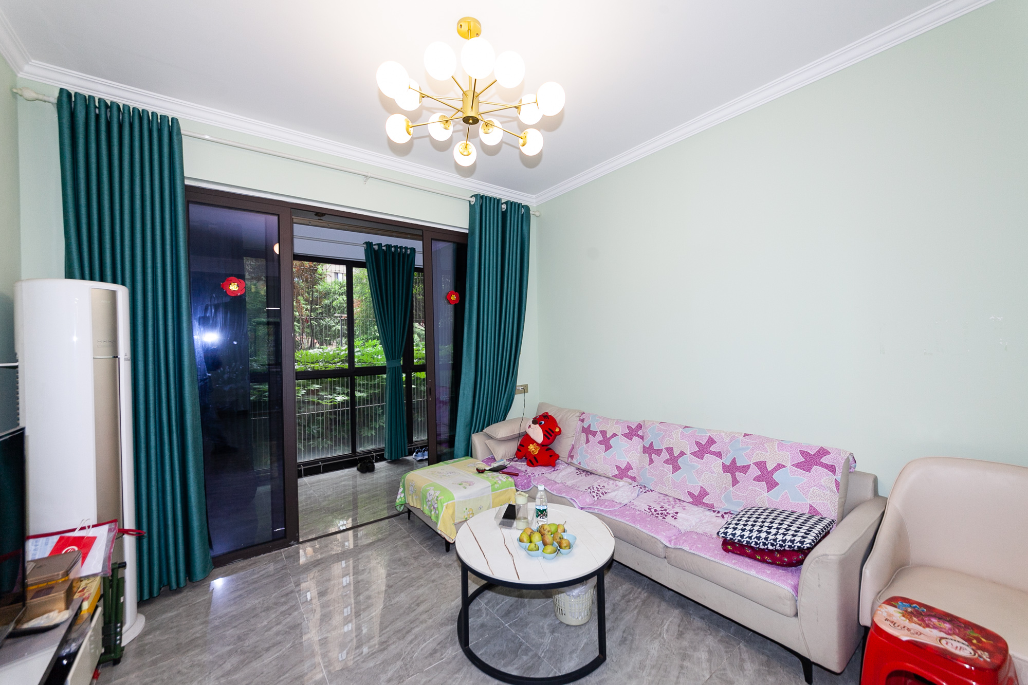 龙湖璟宸原著(龙湖紫宸) 3室2厅2卫 123.00万 龙湖璟宸原著(龙湖紫宸) 3室2厅2卫 123.00万客厅