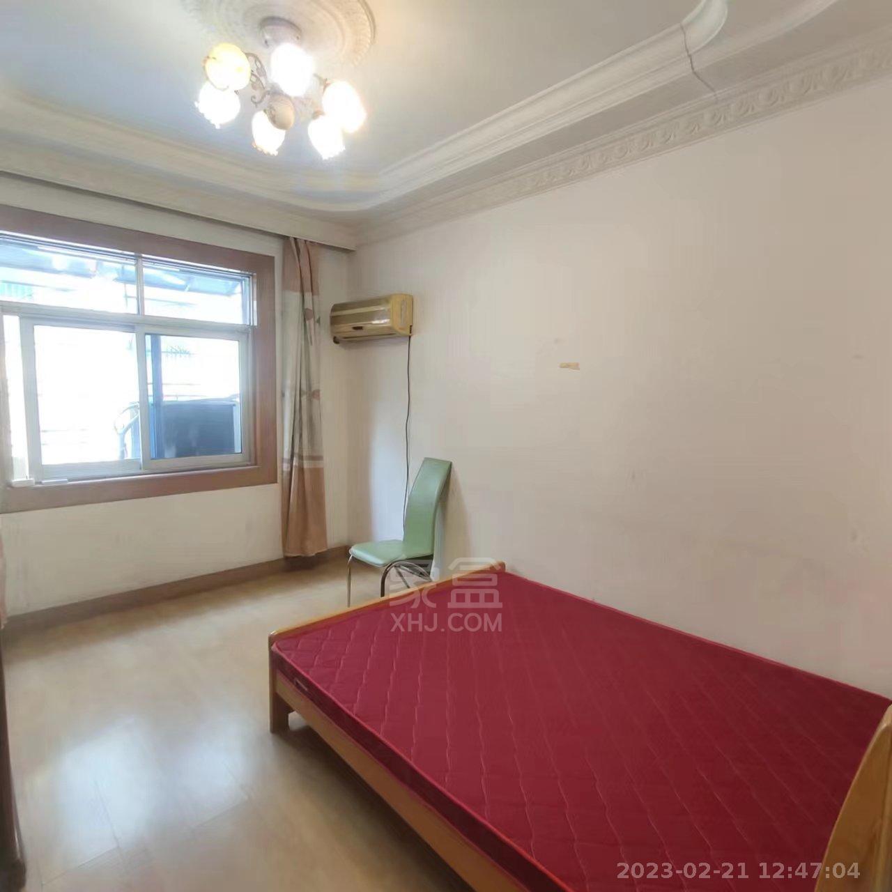 保利高尚小区 4室2厅2卫 72.0万 保利高尚小区 4室2厅2卫 72.0万室内图