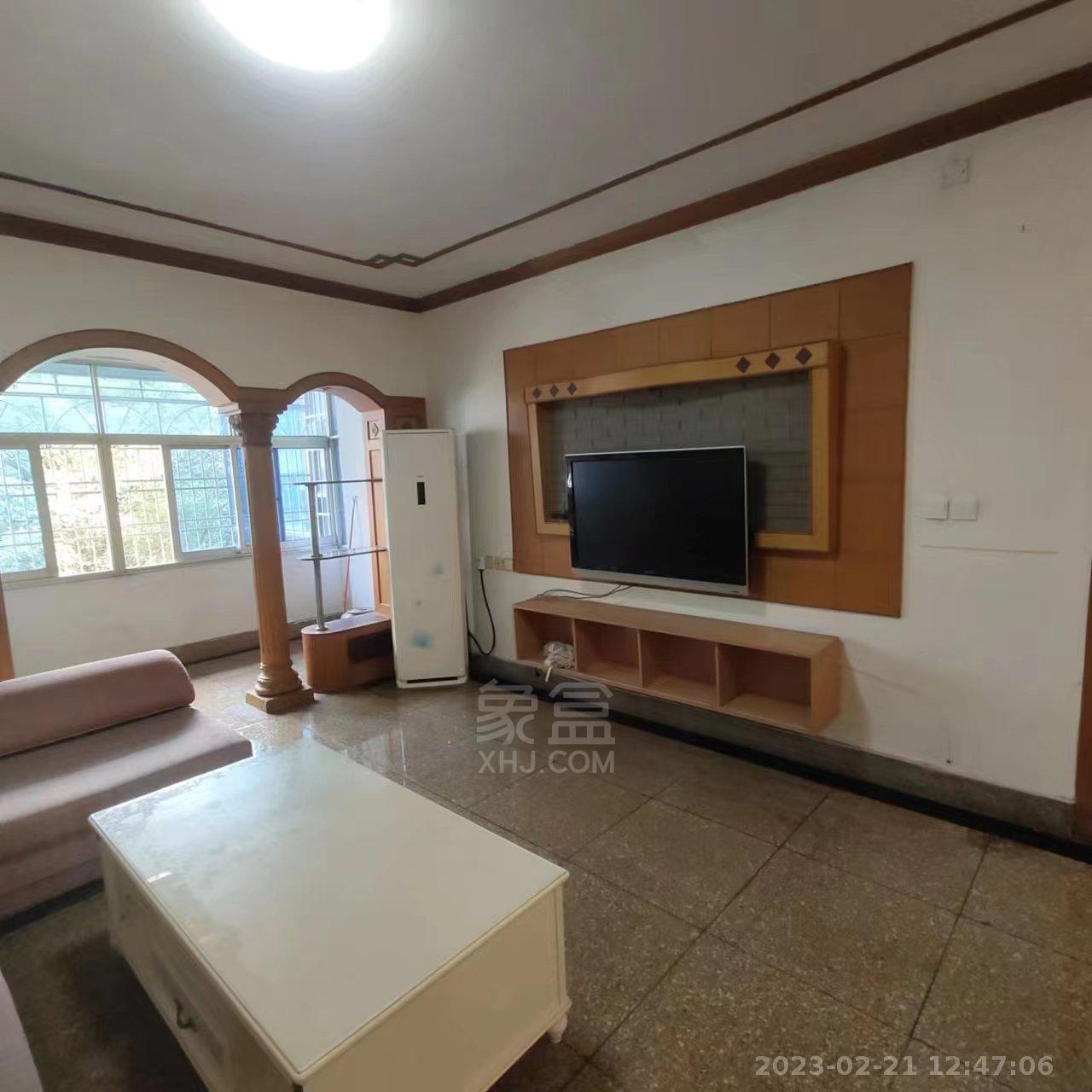 保利高尚小区 4室2厅2卫 72.0万 保利高尚小区 4室2厅2卫 72.0万室内图