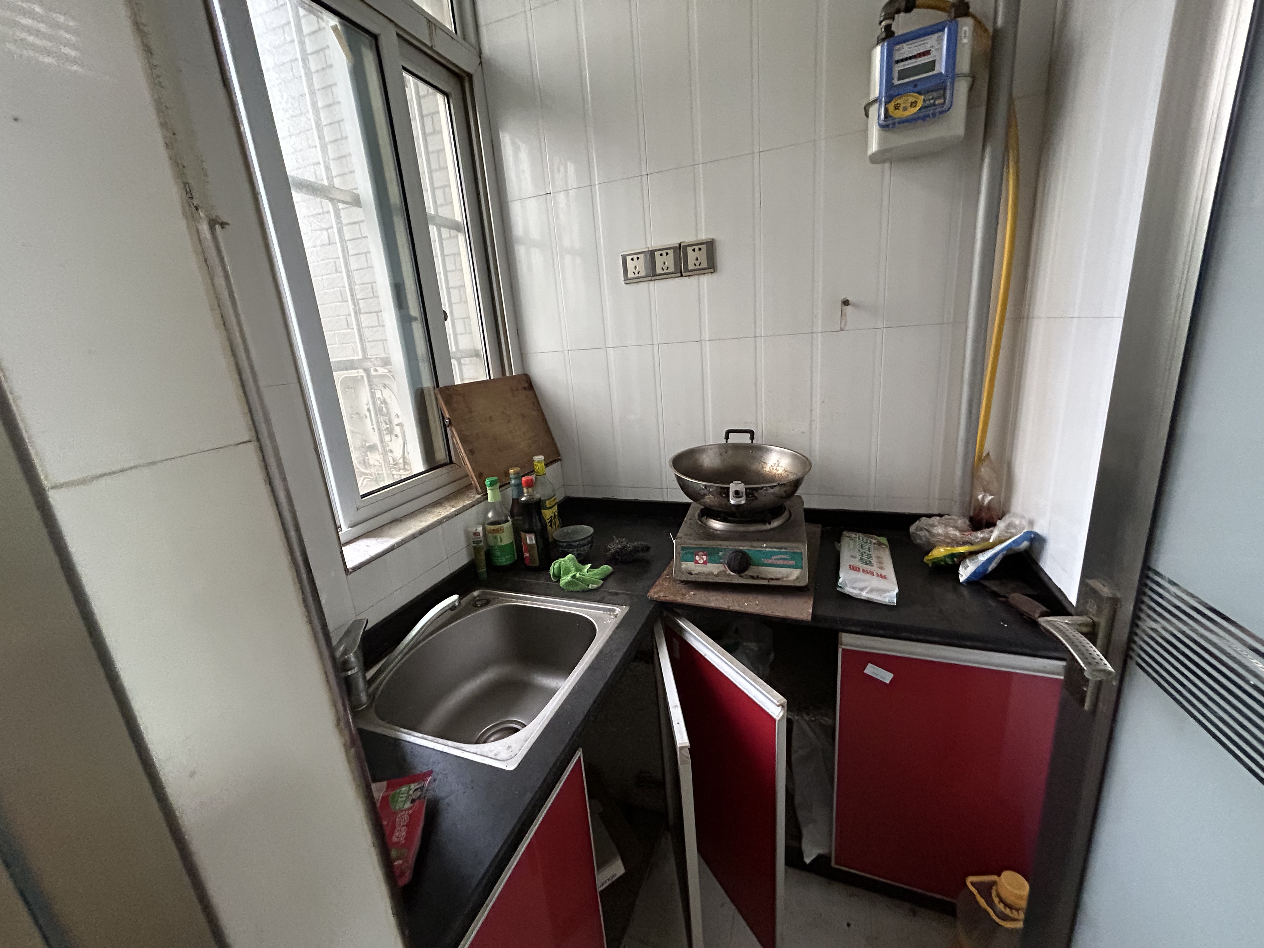 蓝筹公寓1栋 1室1厅1卫 15.80万 蓝筹公寓1栋 1室1厅1卫 15.80万室内图