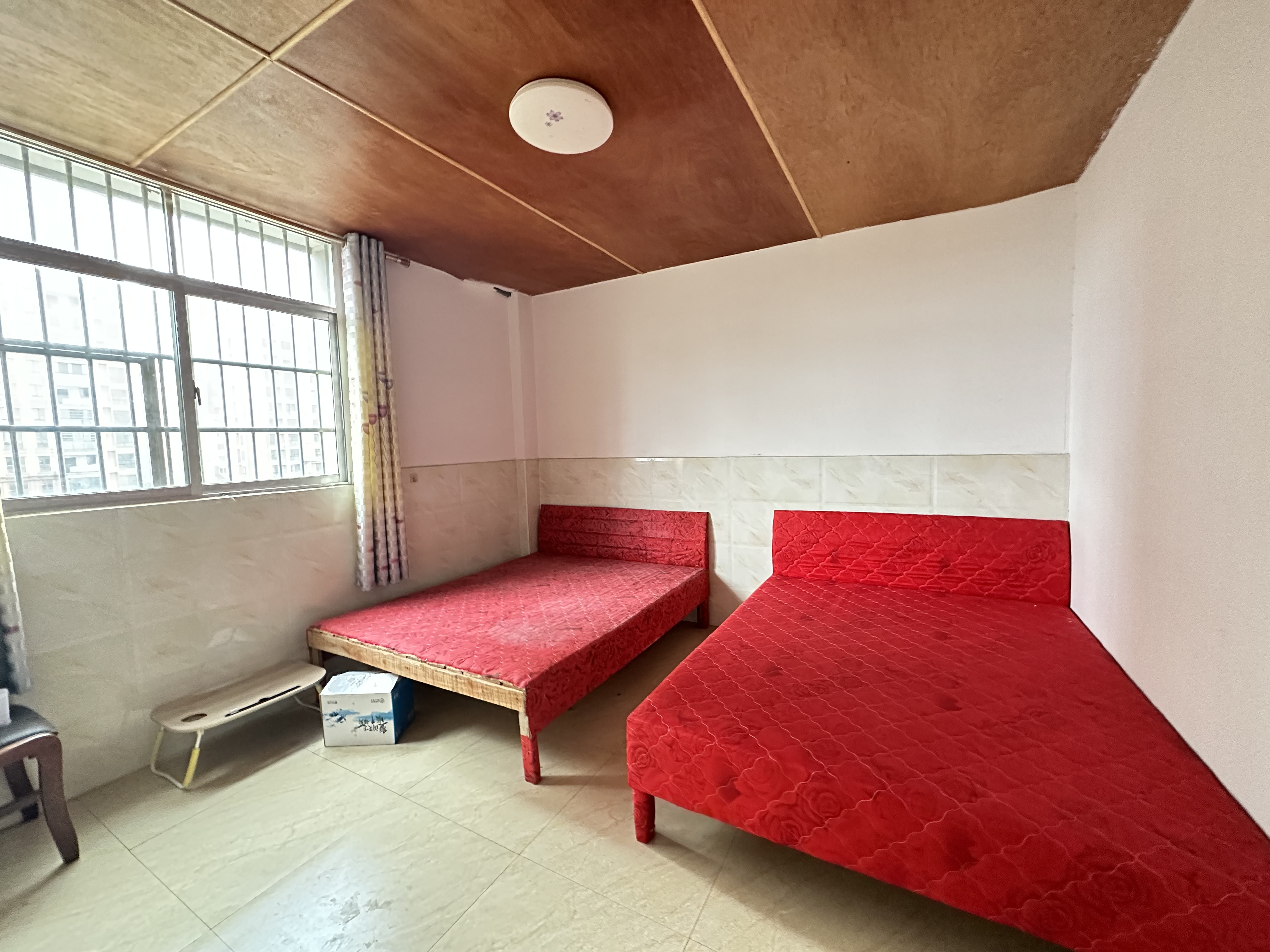 中南市场 3室2厅1卫 1100.00元/月 中南市场 3室2厅1卫 1100.00元/月室内图