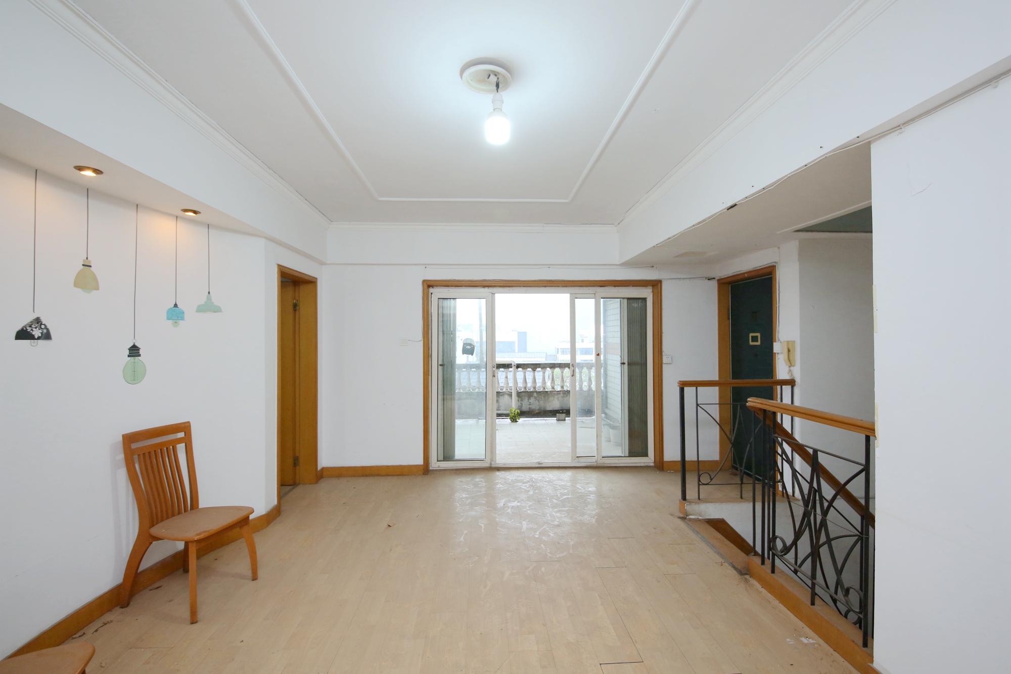 水月林公寓（建行宿舍）  4室3厅3卫   167.50万其他