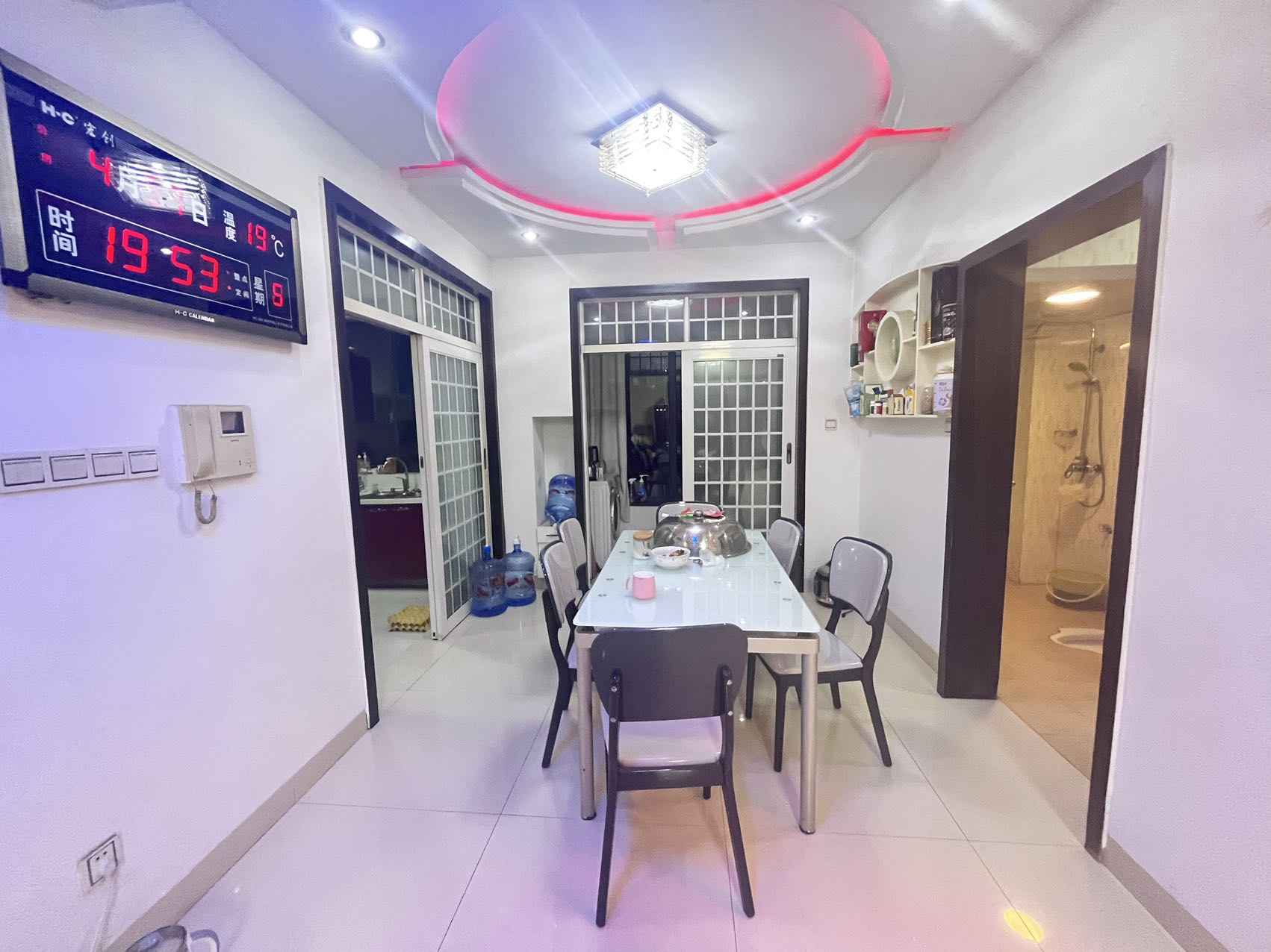 山水国际 4室2厅2卫 98.00万 山水国际 4室2厅2卫 98.00万室内图