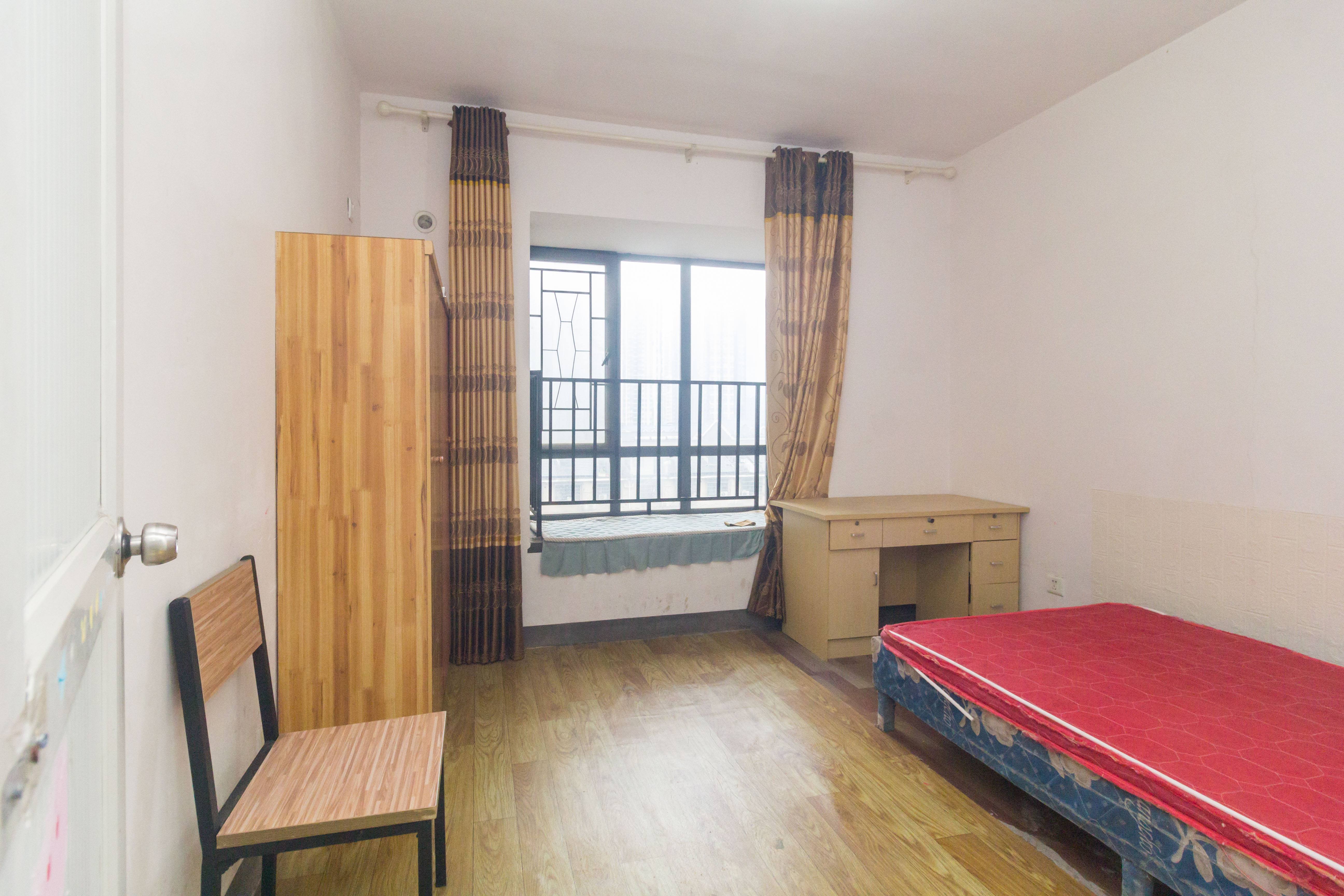 中国铁建国际城一期  3室2厅1卫   54.80万 中国铁建国际城一期  3室2厅1卫   54.80万卧室